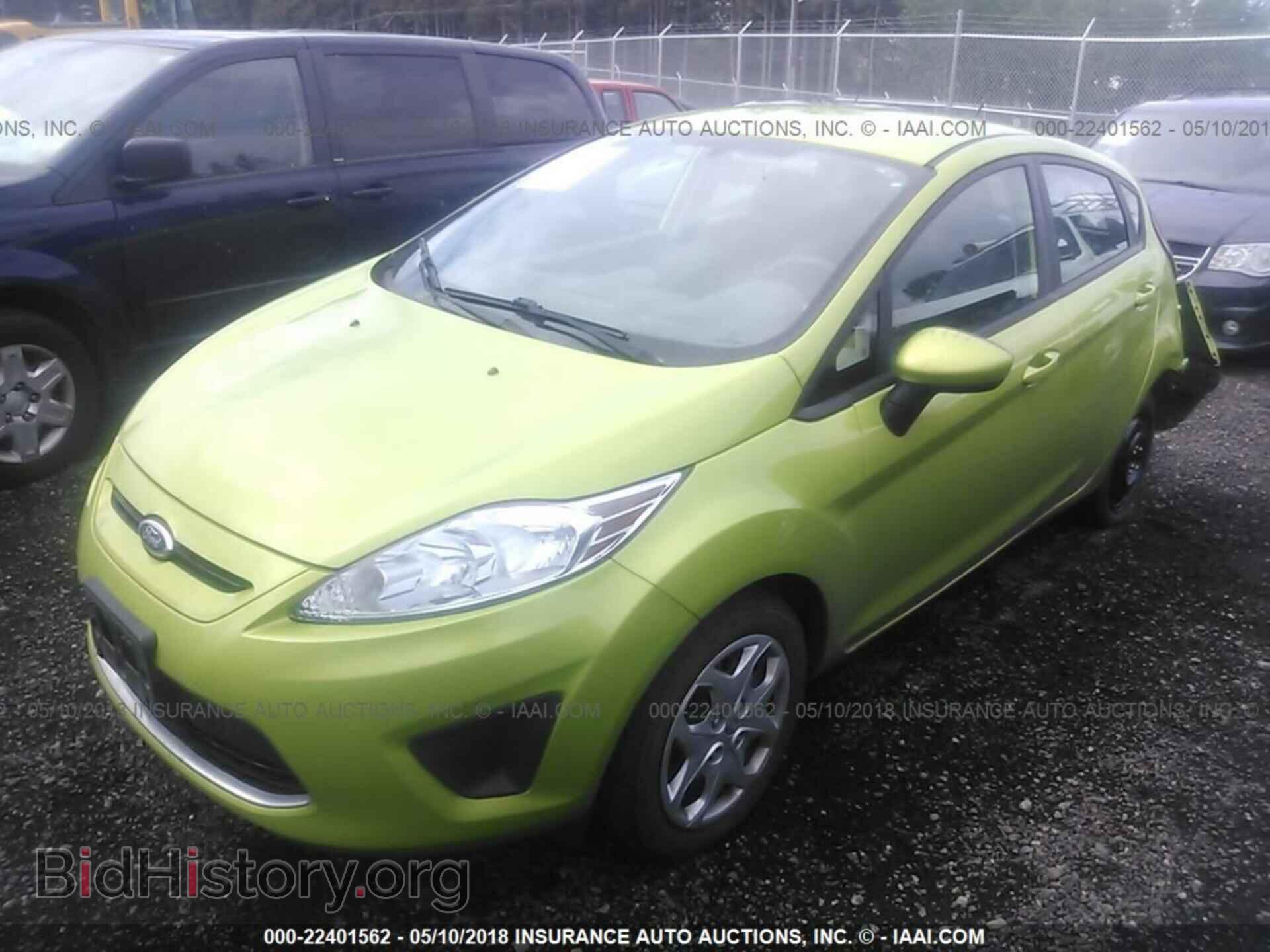 2012 Ford Fiesta - VIN: 3FADP4EJ3CM199297 - Photo 2