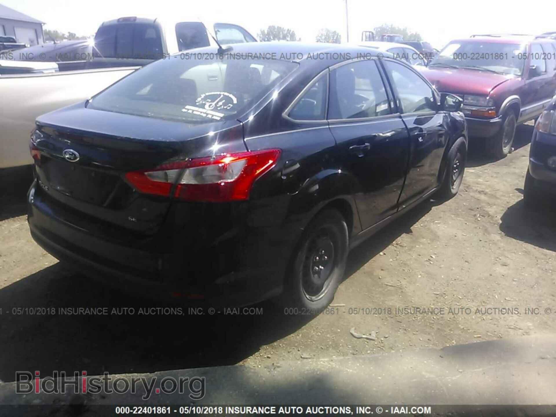 2012 Ford Focus - VIN: 1FAHP3F26CL234094 - Photo 4