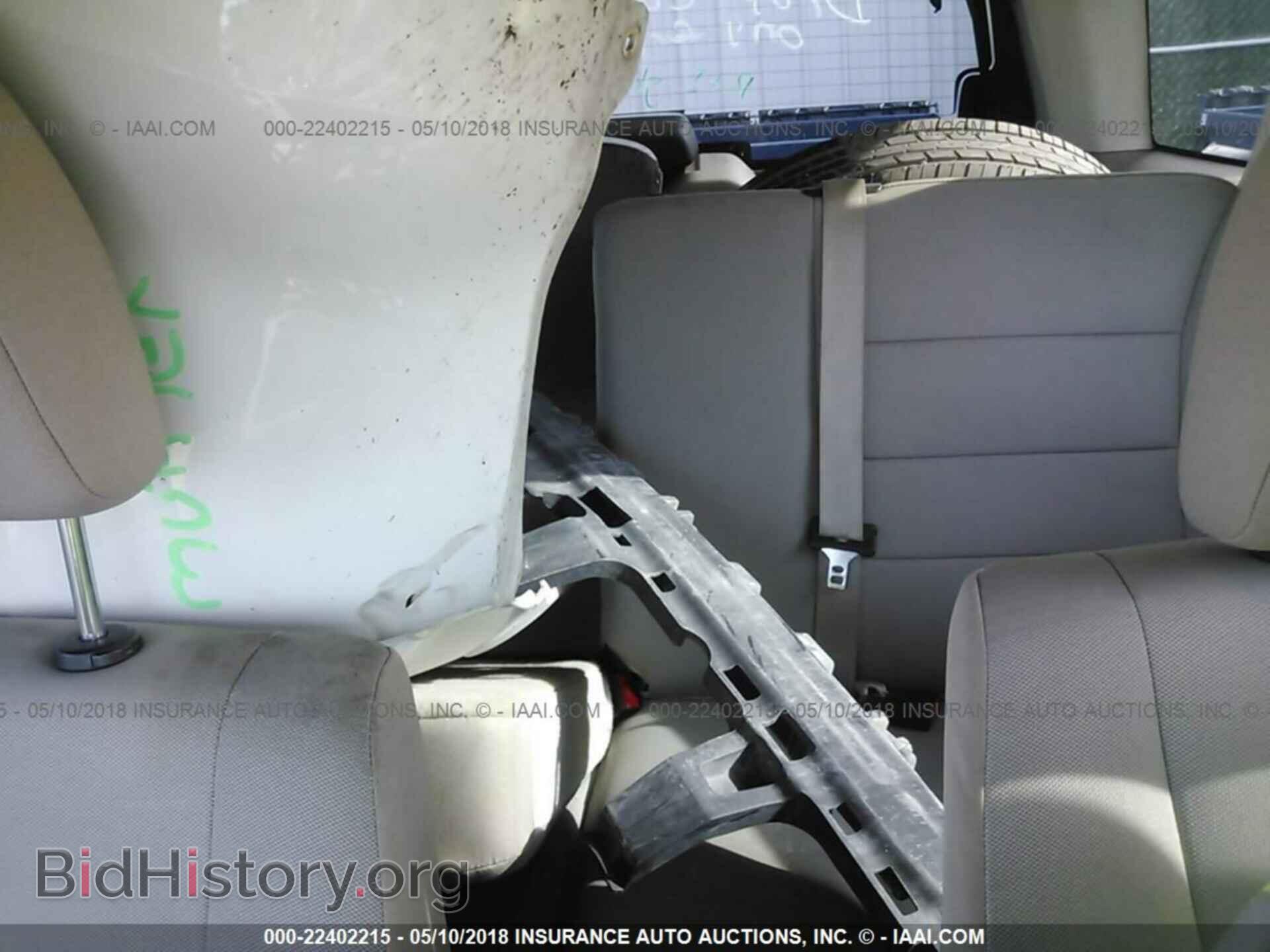 2011 Ford Escape - VIN: 1FMCU0D77BKB24407 - Фото 8