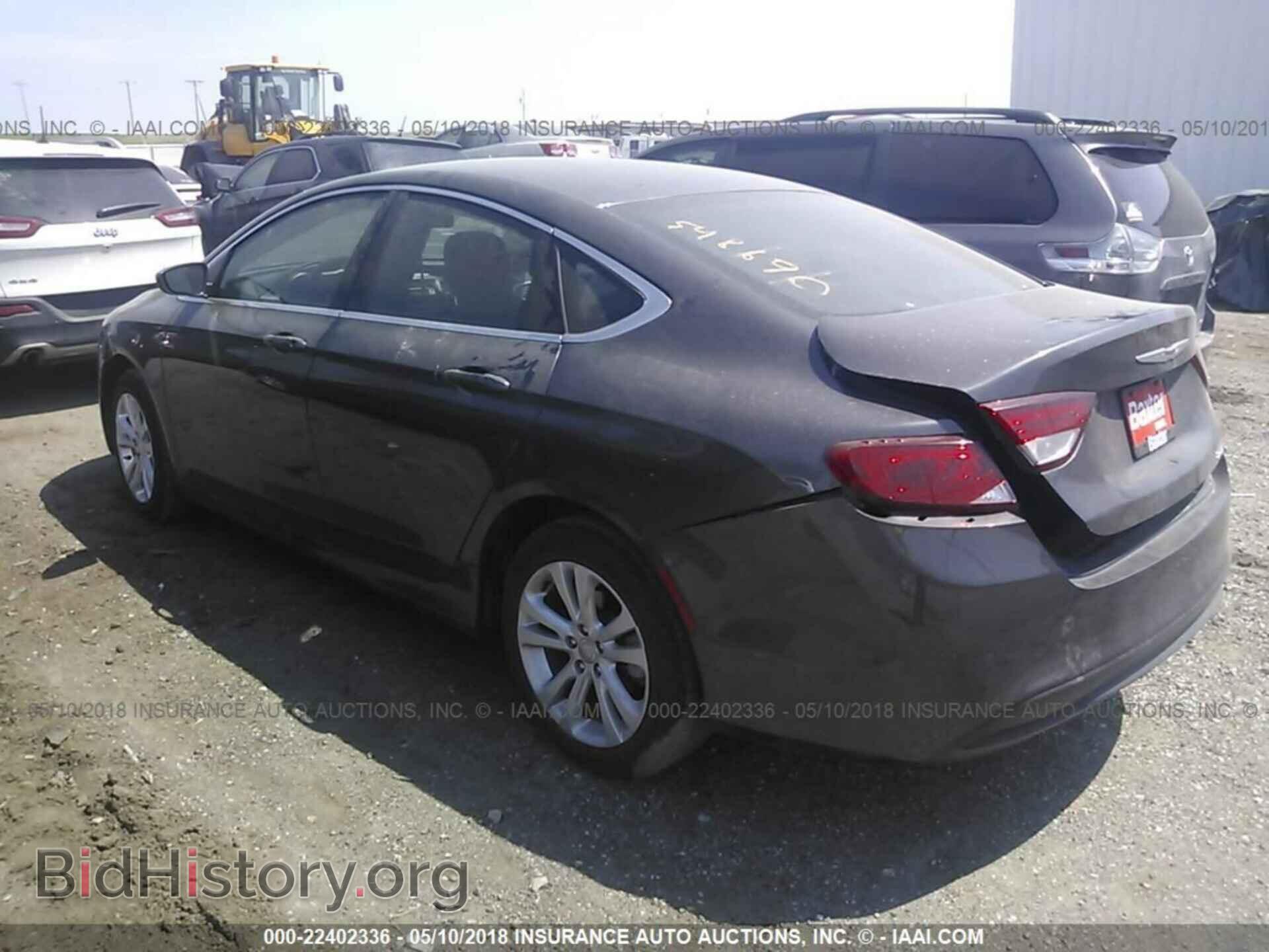 2016 Chrysler 200 - VIN: 1C3CCCFB5GN194430 - Photo 3