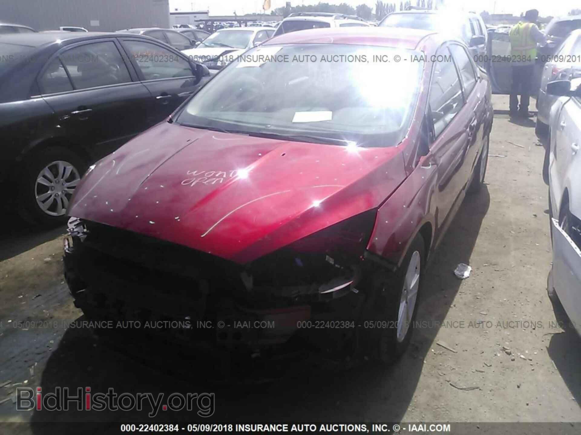 2017 Ford Focus - VIN: 1FADP3F26HL266890 - Фото 2