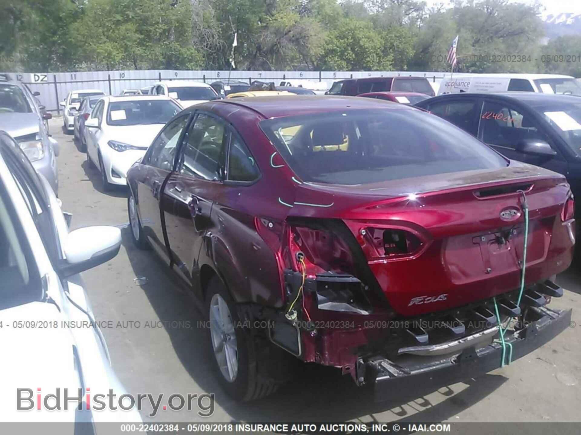 2017 Ford Focus - VIN: 1FADP3F26HL266890 - Фото 3