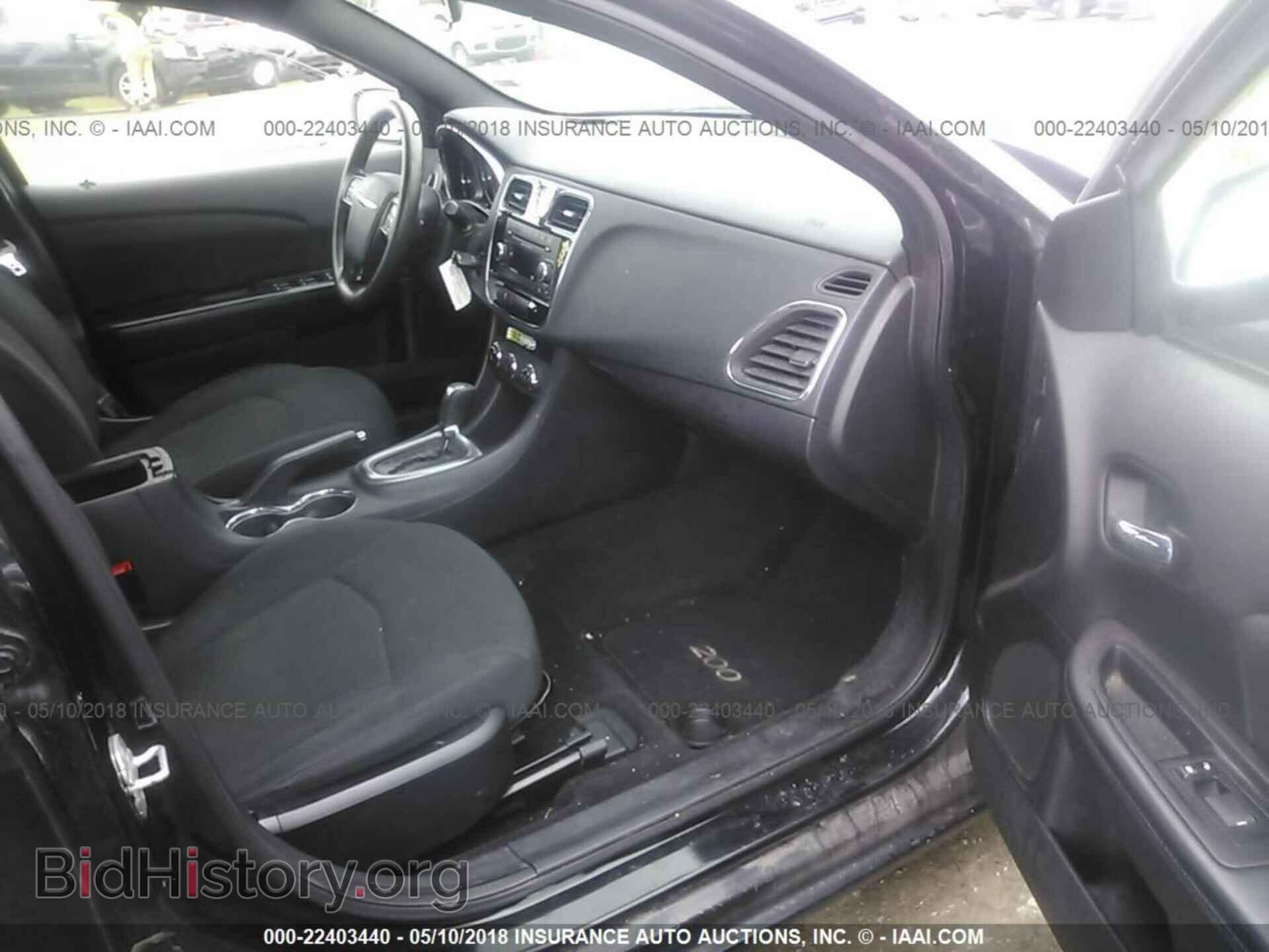 2012 Chrysler 200 - VIN: 1C3CCBAB0CN104922 - Photo 5