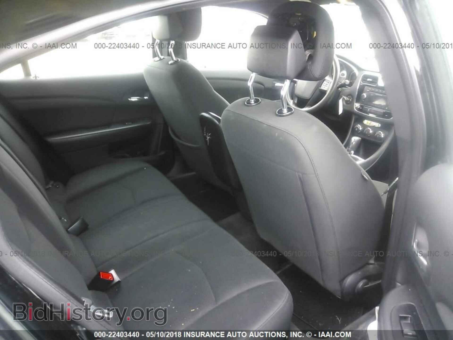 2012 Chrysler 200 - VIN: 1C3CCBAB0CN104922 - Photo 8
