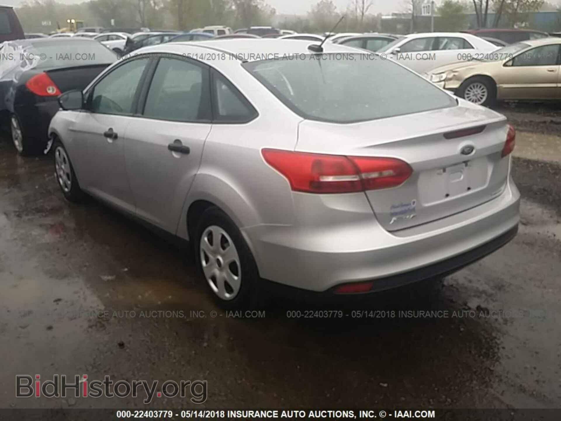 2016 Ford Focus - VIN: 1FADP3E28GL243952 - Фото 3