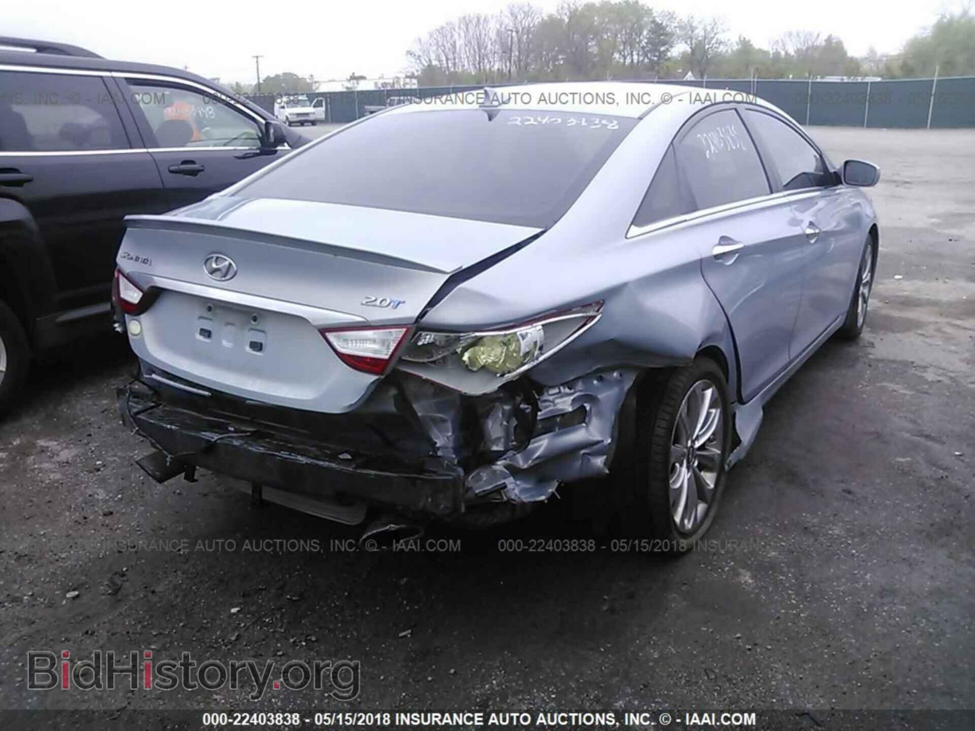 2012 Hyundai Sonata - VIN: 5NPEC4AB4CH327836 - Photo 4