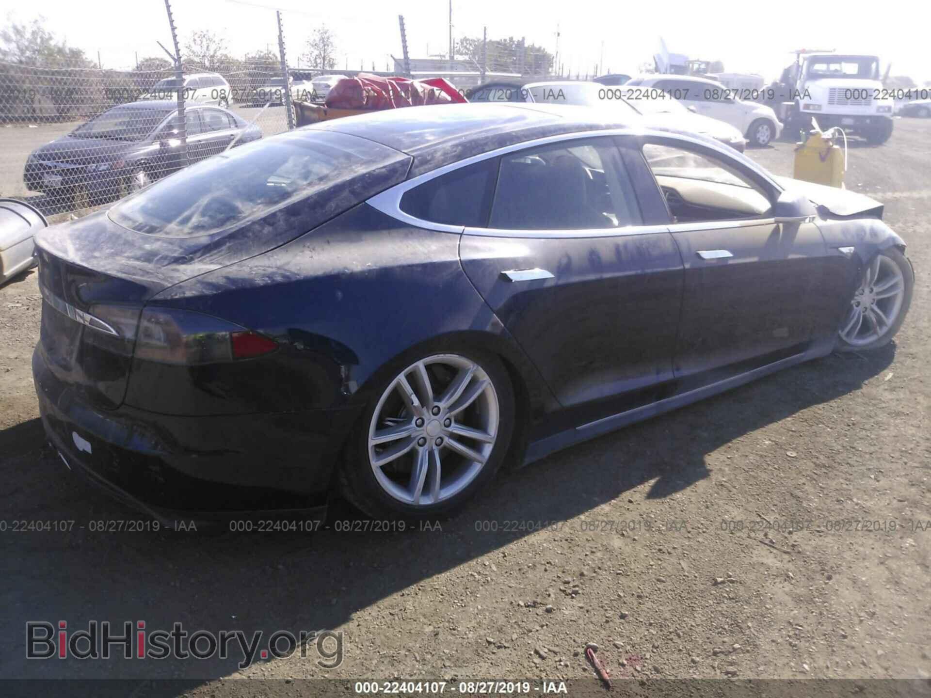 2013 Tesla Model S - VIN: 5YJSA1AG4DFP04684 - Photo 4