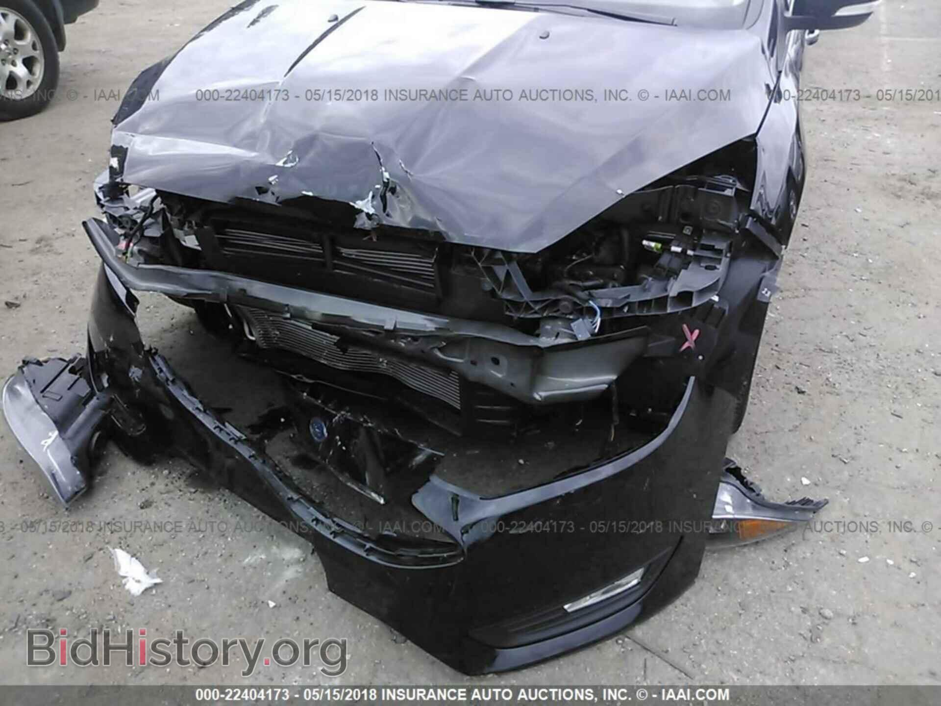 2017 Ford Focus - VIN: 1FADP3H24HL330809 - Photo 6