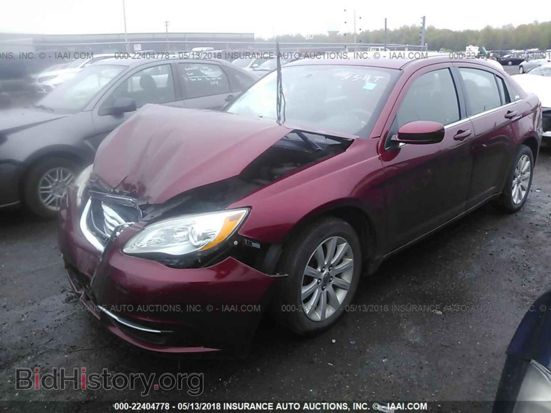 2013 Chrysler 200 - VIN: 1C3CCBBB5DN694521 - Photo 2