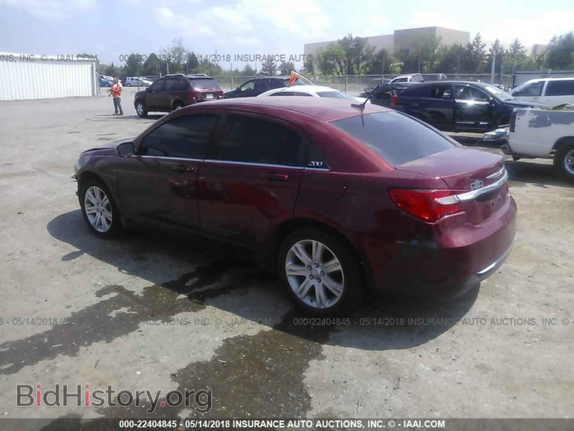 2013 Chrysler 200 - VIN: 1C3CCBBB1DN764693 - Фото 3