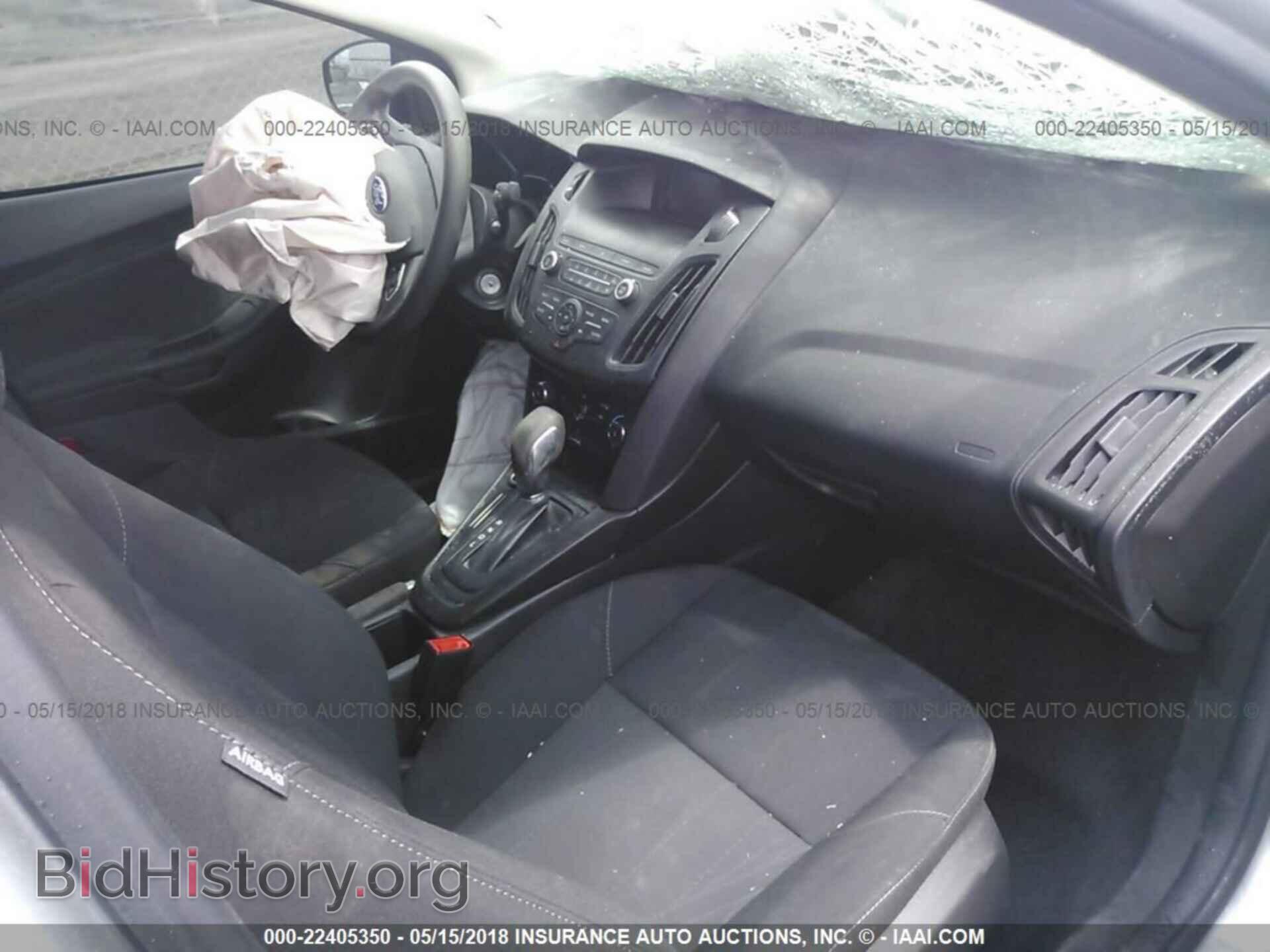 2018 Ford Focus - VIN: 1FADP3E2XJL229803 - Фото 5