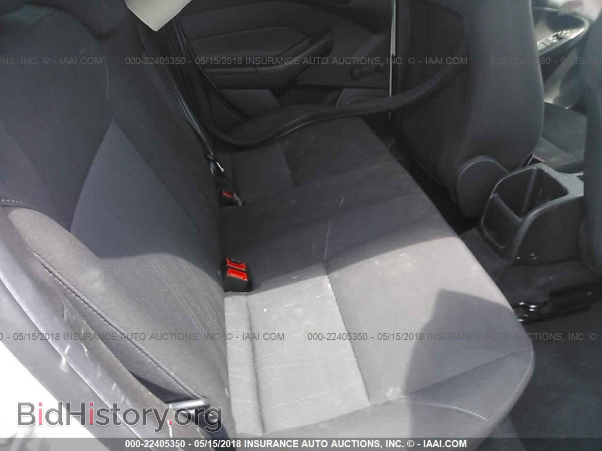 2018 Ford Focus - VIN: 1FADP3E2XJL229803 - Фото 8
