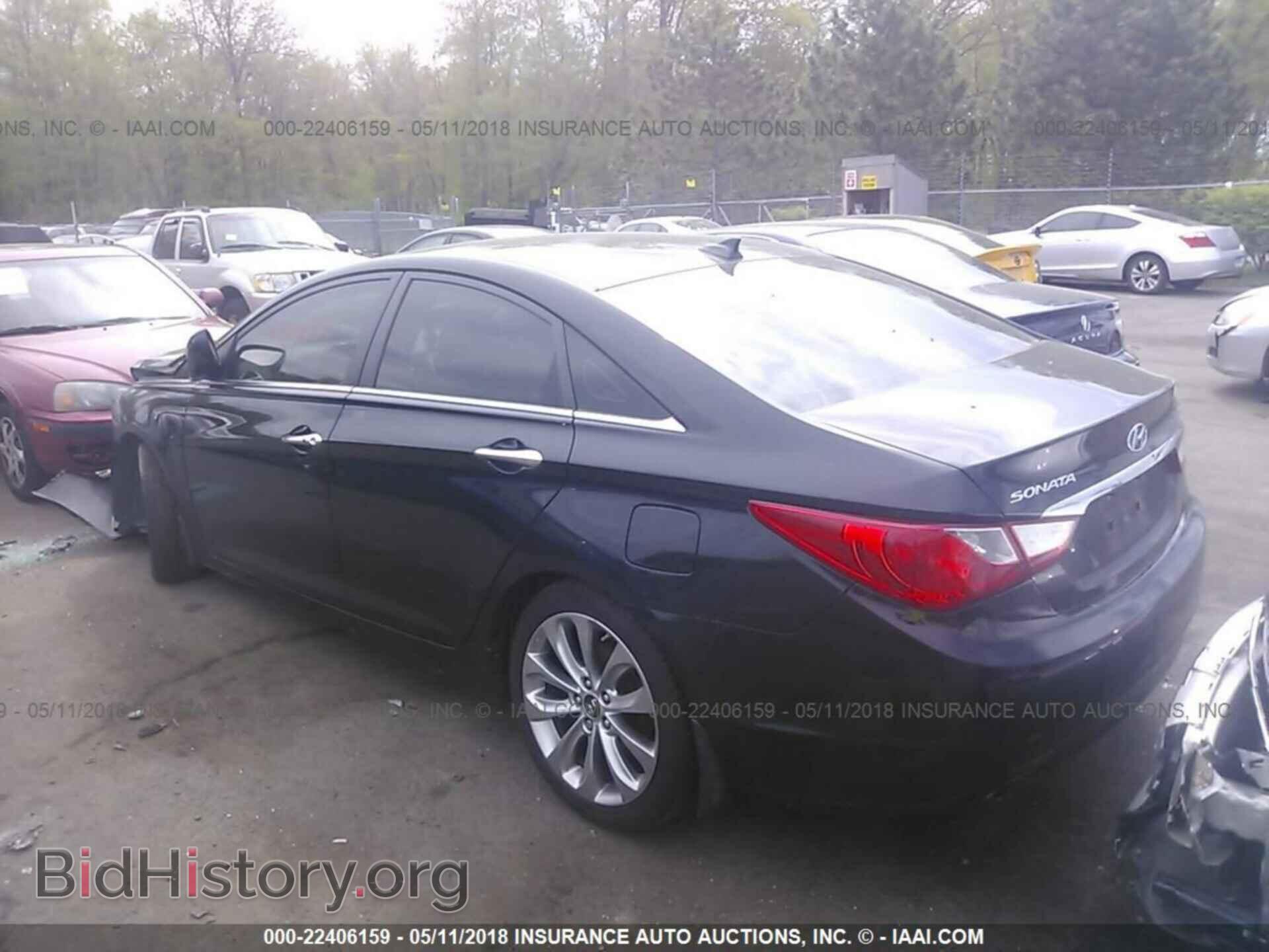 2012 Hyundai Sonata - VIN: 5NPEC4AC7CH423128 - Photo 3