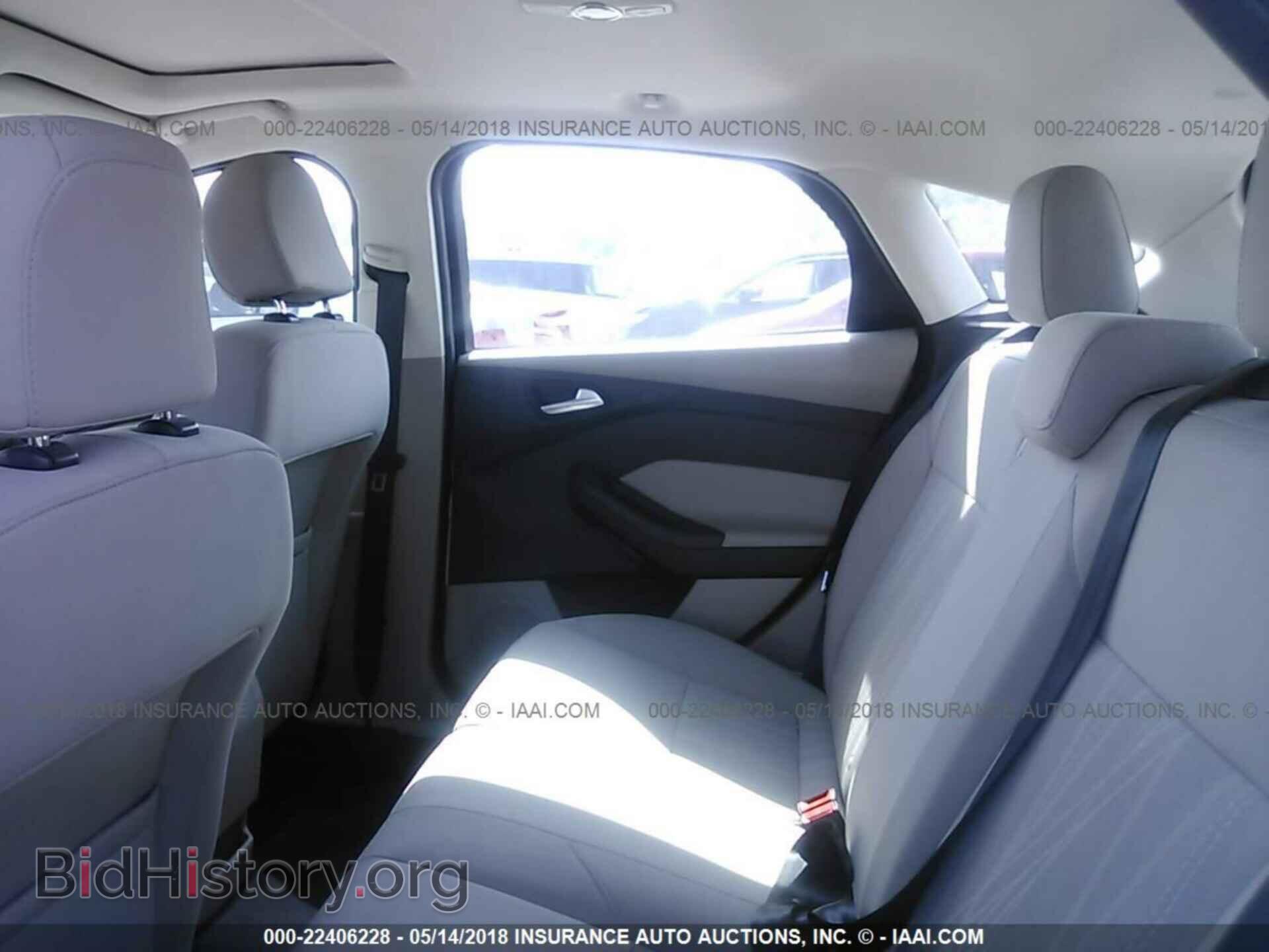 2015 Ford Focus - VIN: 1FADP3K29FL357414 - Photo 8