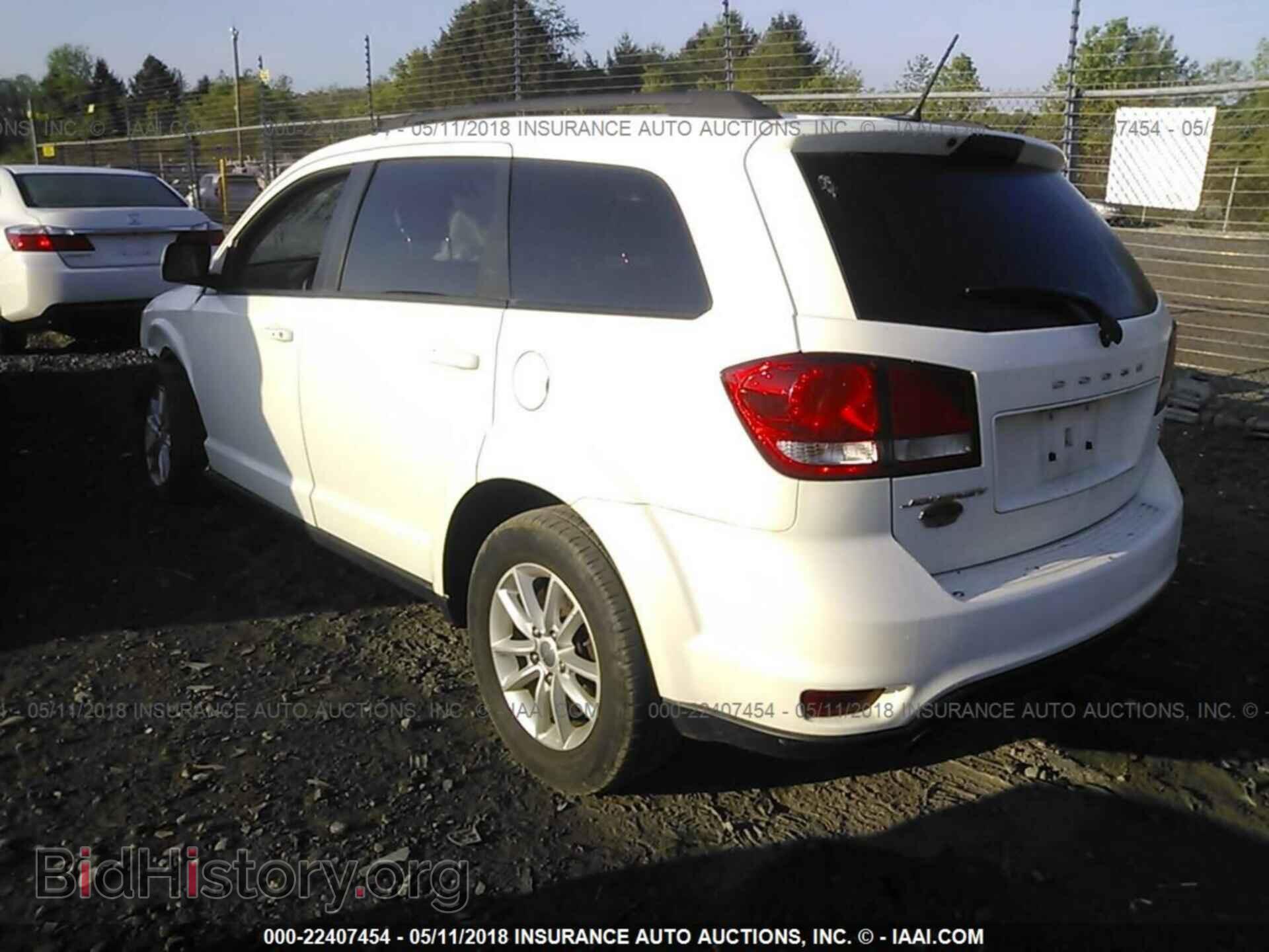 2015 Dodge Journey - VIN: 3C4PDCBG1FT565593 - Photo 3