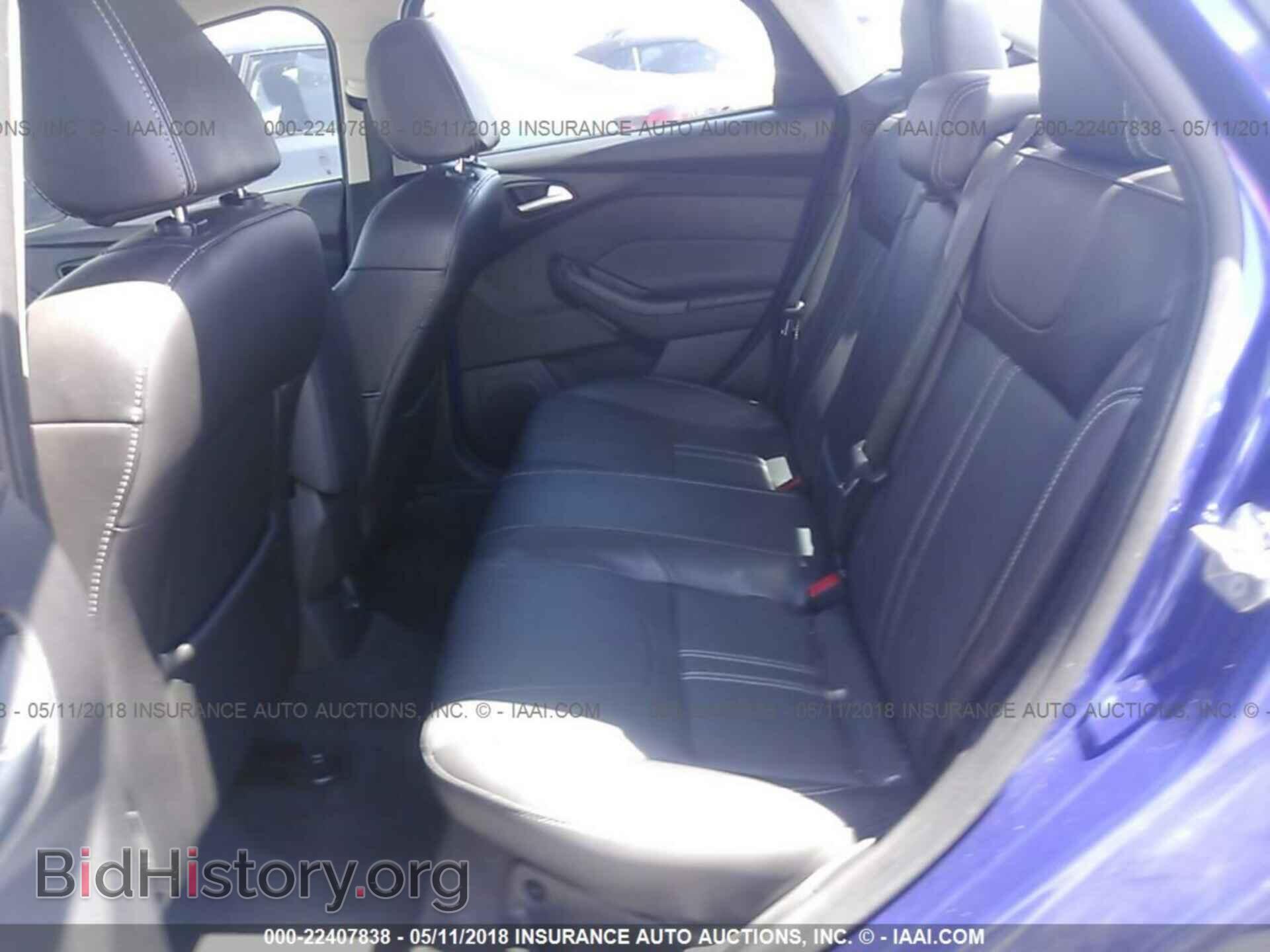 2014 Ford Focus - VIN: 1FADP3F21EL324805 - Photo 8