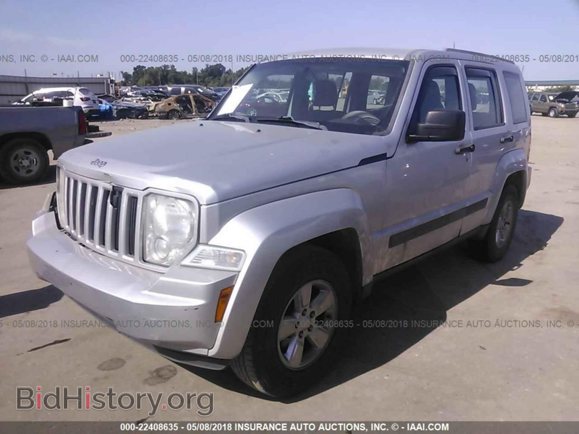2012 Jeep Liberty - VIN: 1C4PJLAK2CW109039 - Фото 2