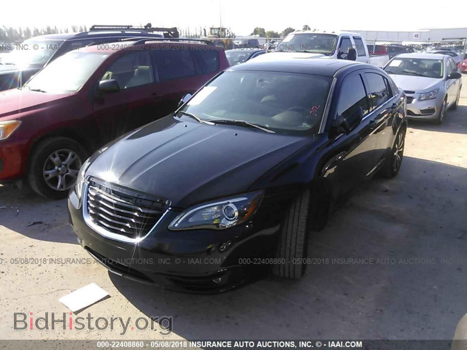 2011 Chrysler 200 - VIN: 1C3BC8FG9BN567143 - Фото 2