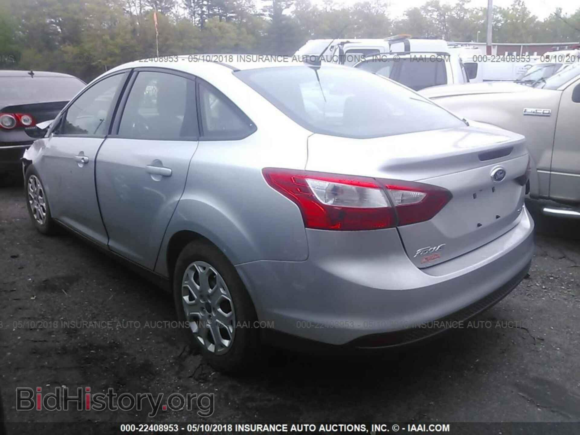 2012 Ford Focus - VIN: 1FAHP3F27CL407105 - Photo 3