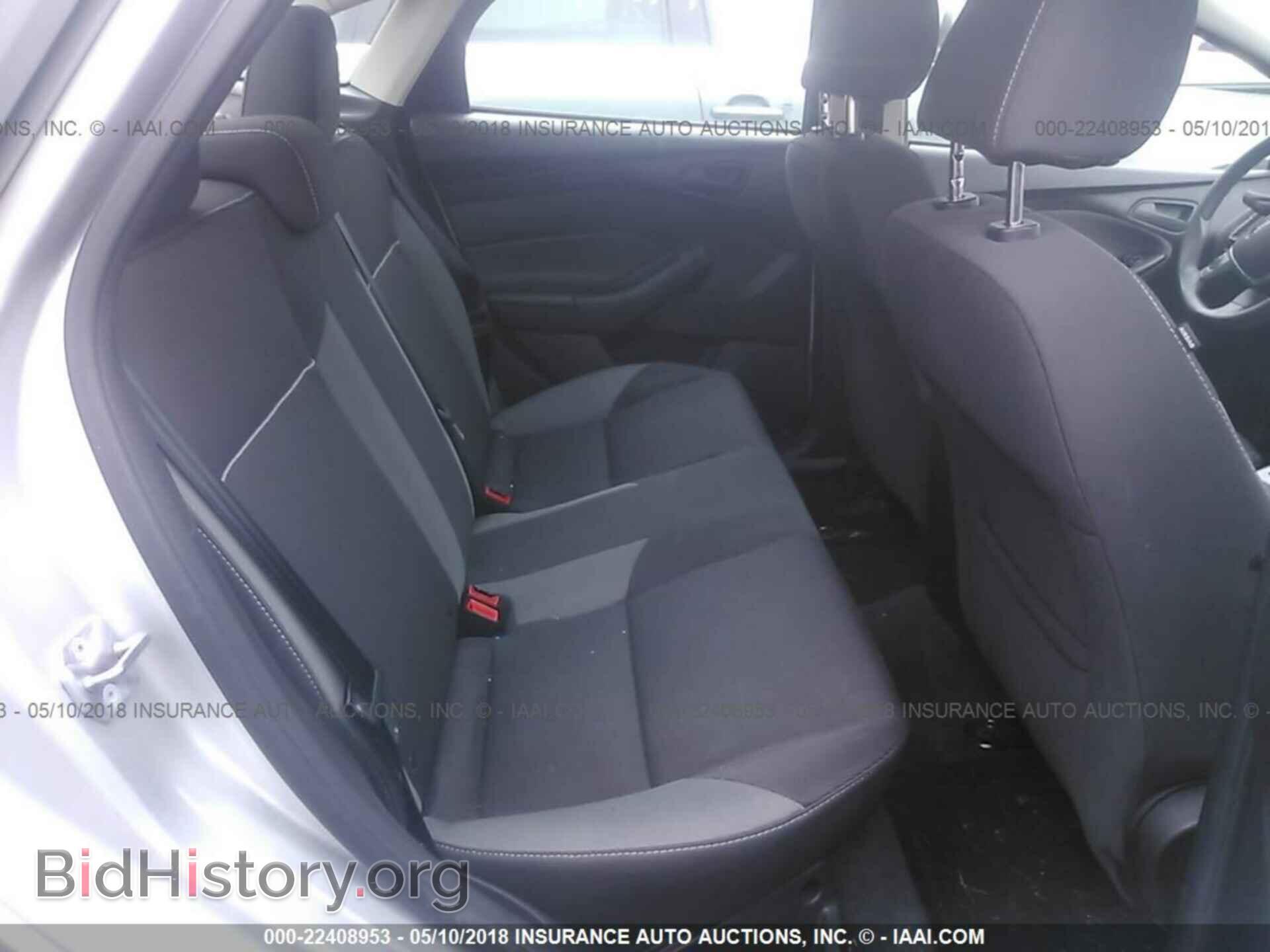 2012 Ford Focus - VIN: 1FAHP3F27CL407105 - Photo 8