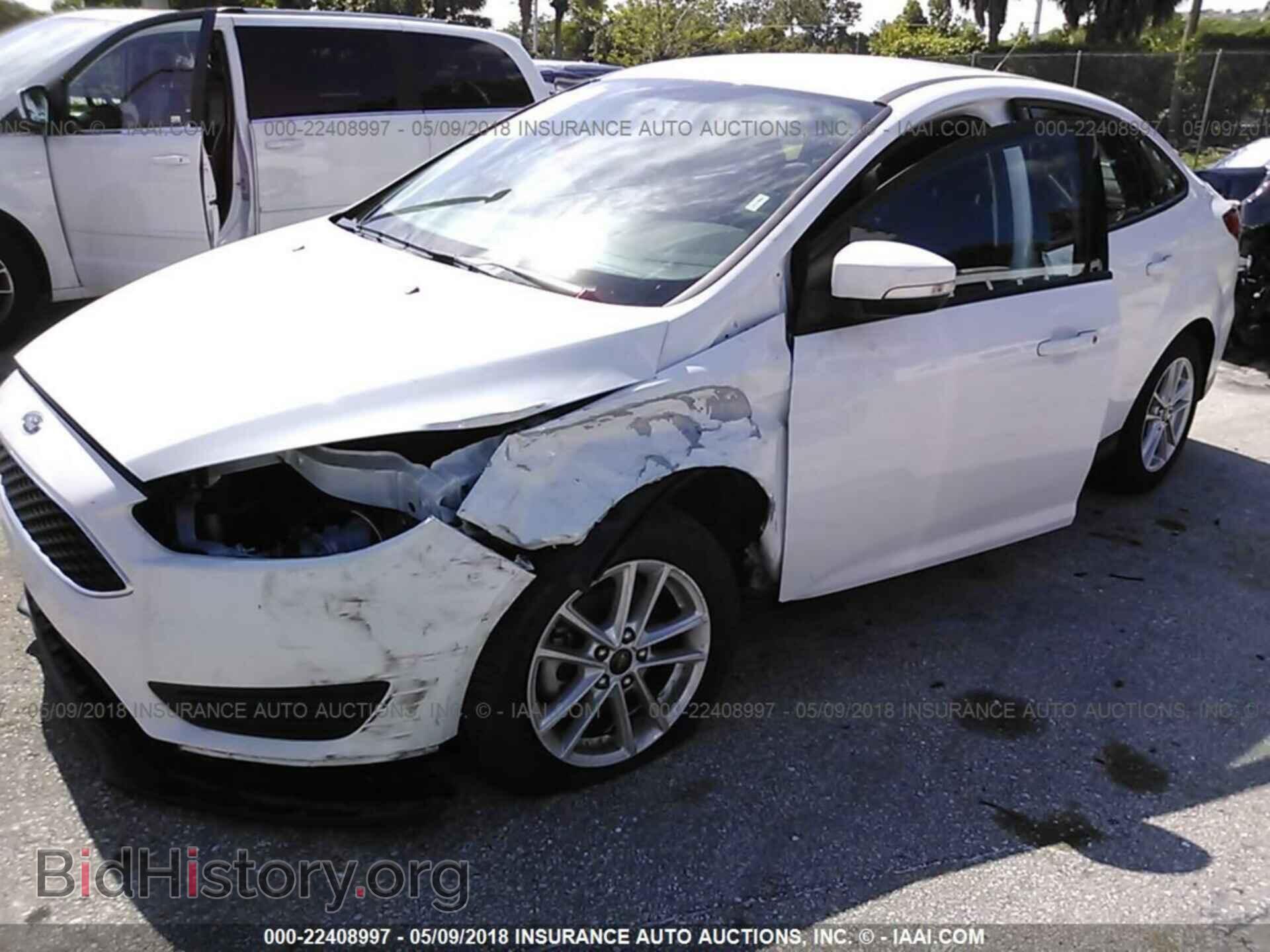 2017 Ford Focus - VIN: 1FADP3F20HL216020 - Photo 6