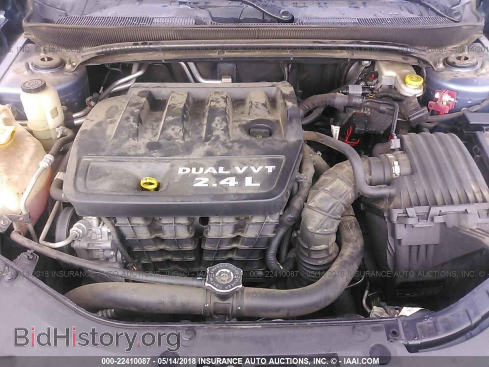 2011 Chrysler 200 - VIN: 1C3BC4FB4BN537318 - Photo 10