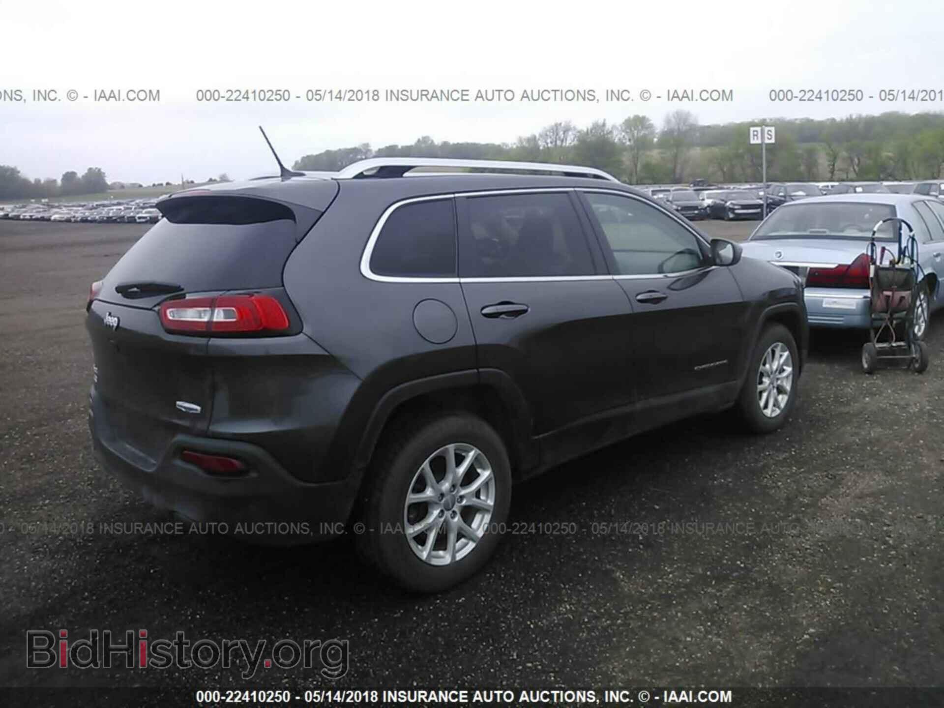 2015 Jeep Cherokee - VIN: 1C4PJMCB0FW529258 - Photo 4