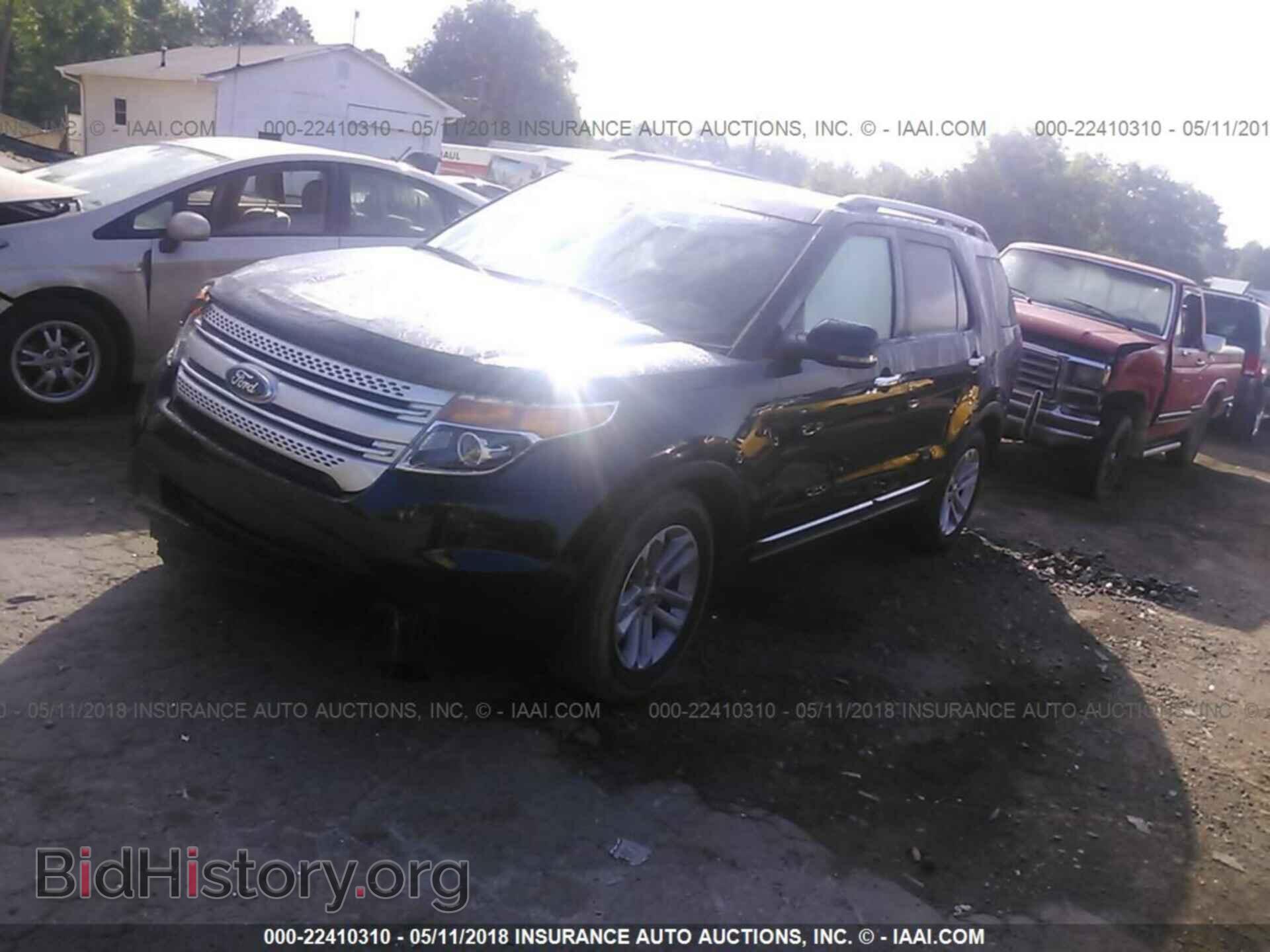 2013 Ford Explorer - VIN: 1FM5K7D88DGA39968 - Photo 2