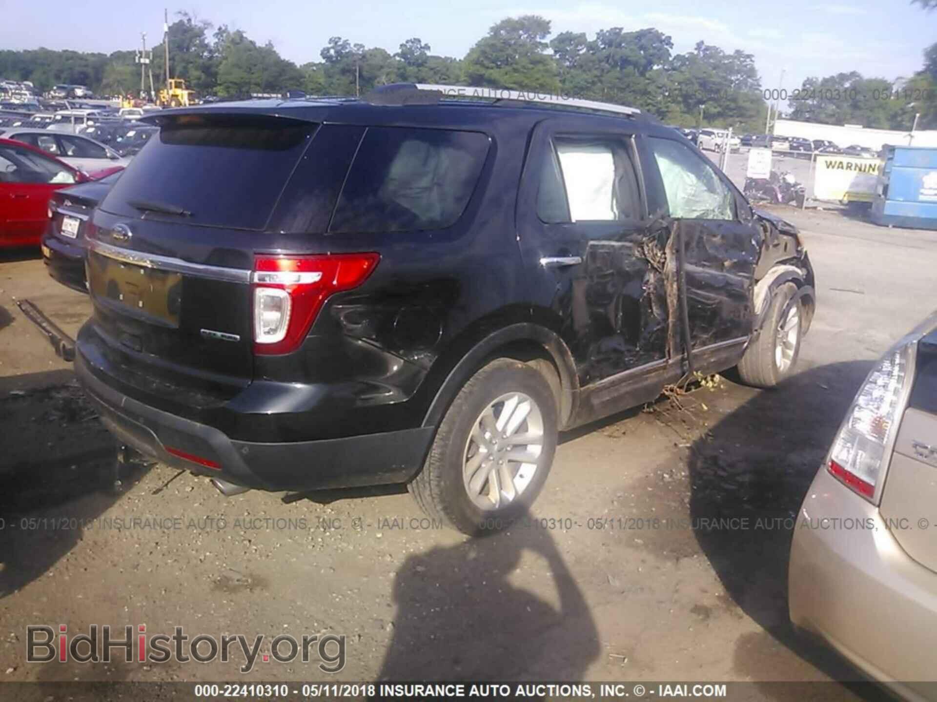 2013 Ford Explorer - VIN: 1FM5K7D88DGA39968 - Photo 4