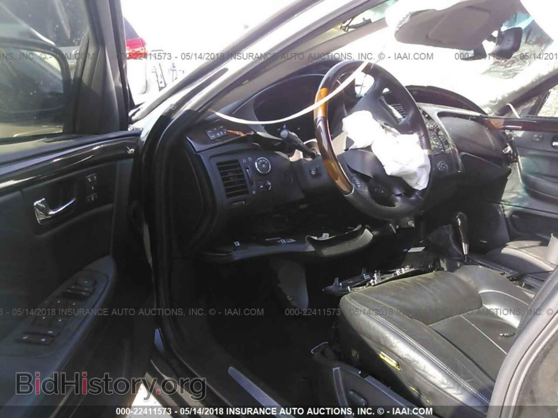 2011 Cadillac Dts - VIN: 1G6KH5E62BU140464 - Фото 5