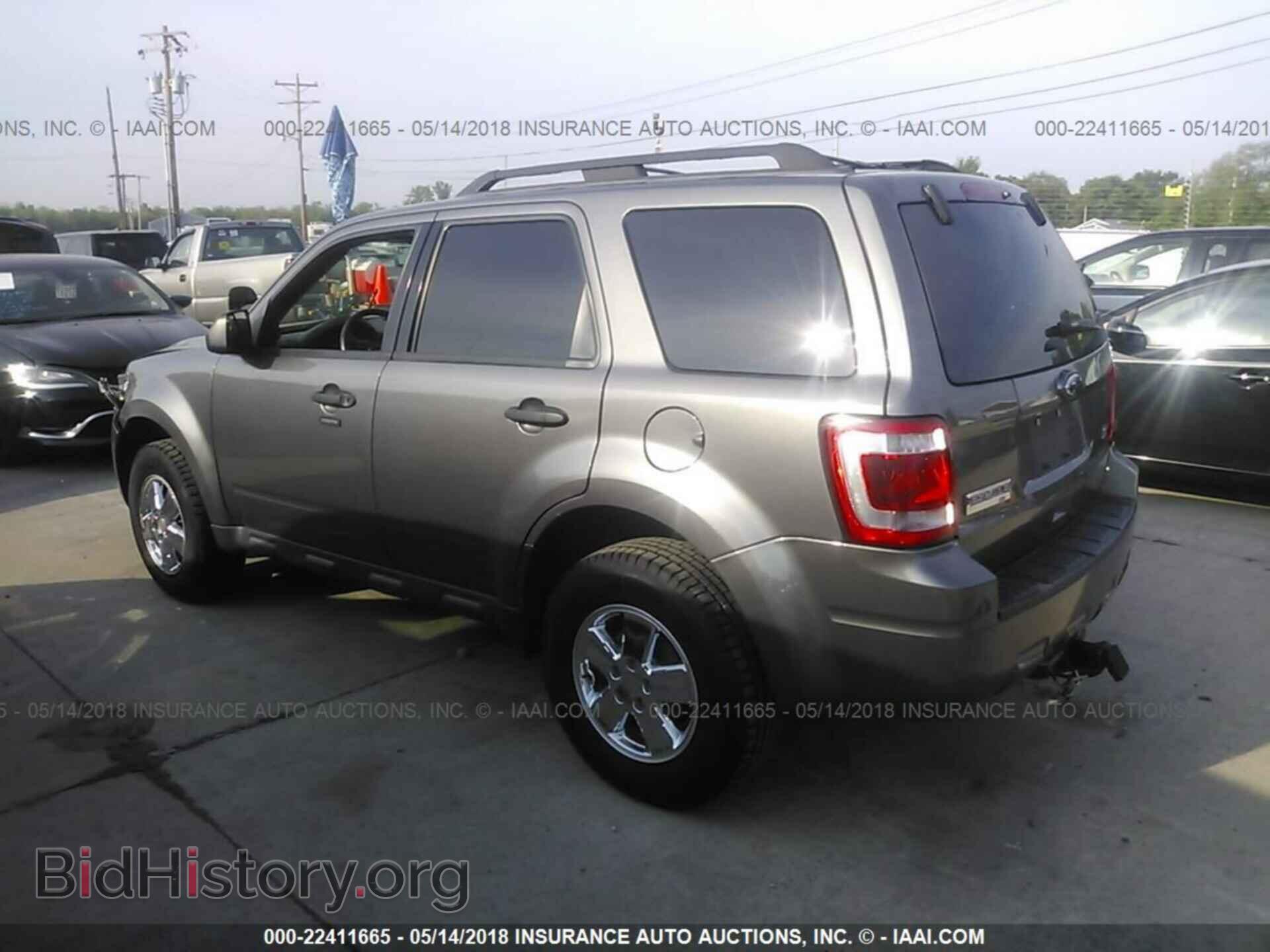 2012 Ford Escape - VIN: 1FMCU0DG0CKA82700 - Photo 3