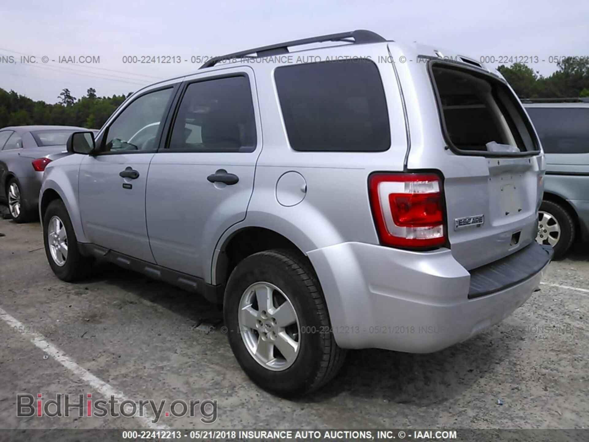 2011 Ford Escape - VIN: 1FMCU0D7XBKC08513 - Photo 3