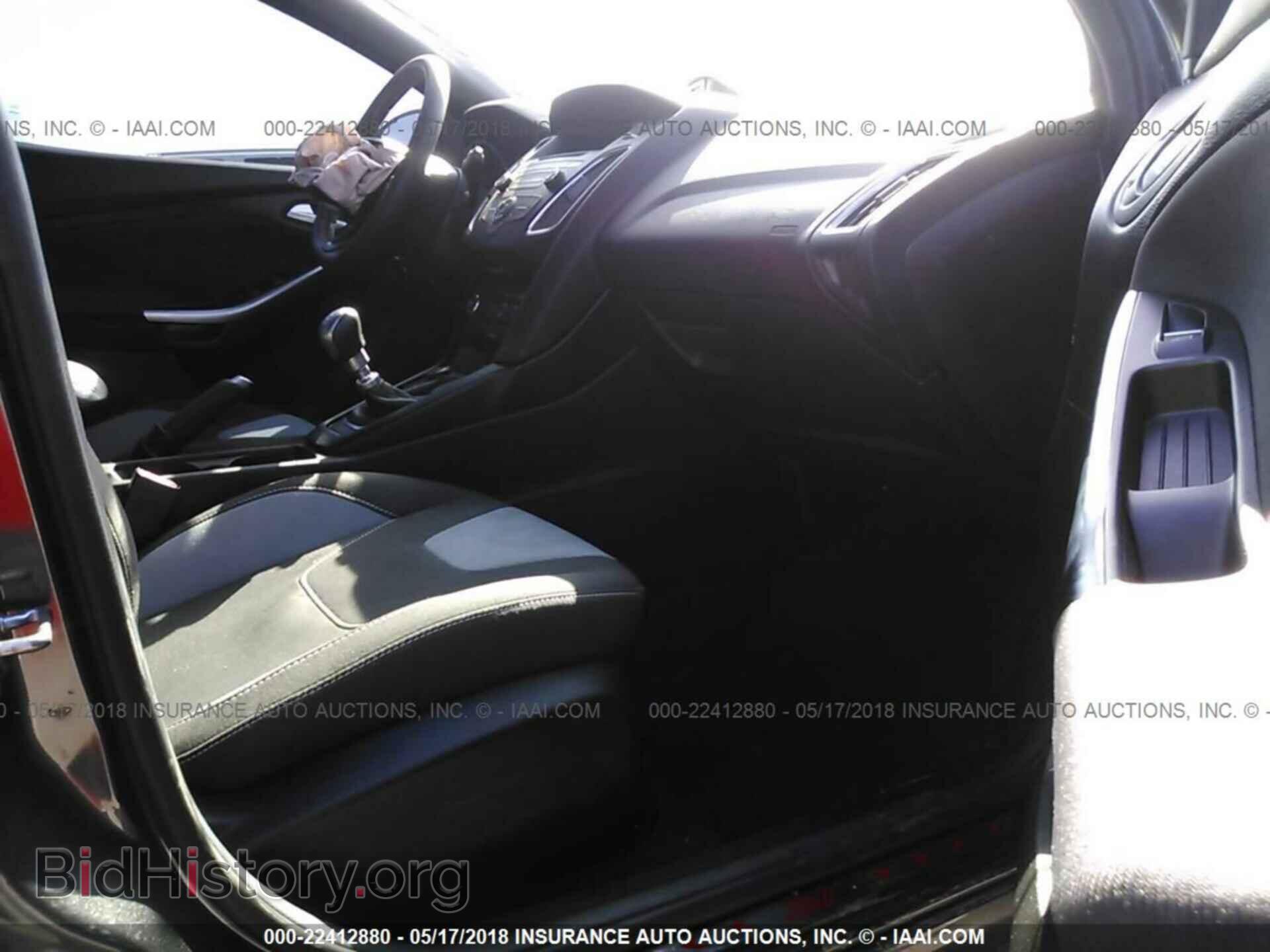 2017 Ford Focus - VIN: 1FADP3L92HL257749 - Photo 5