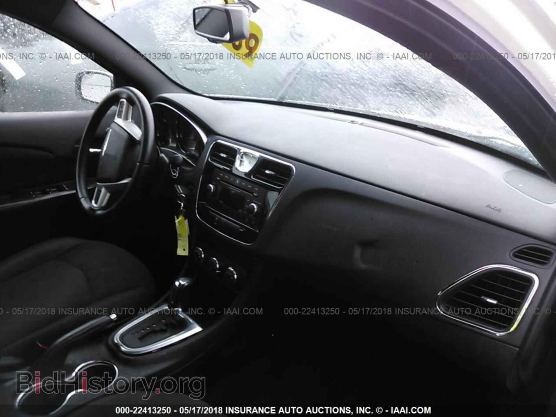 2013 Chrysler 200 - VIN: 1C3CCBBG1DN715523 - Photo 5