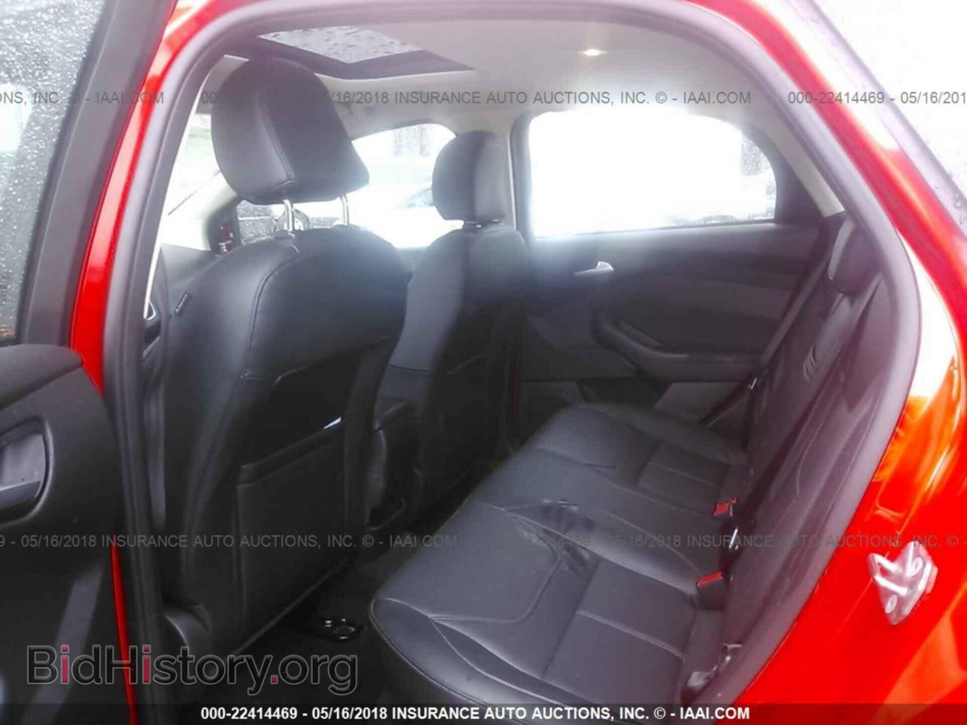 2015 Ford Focus - VIN: 1FADP3K21FL285933 - Photo 8