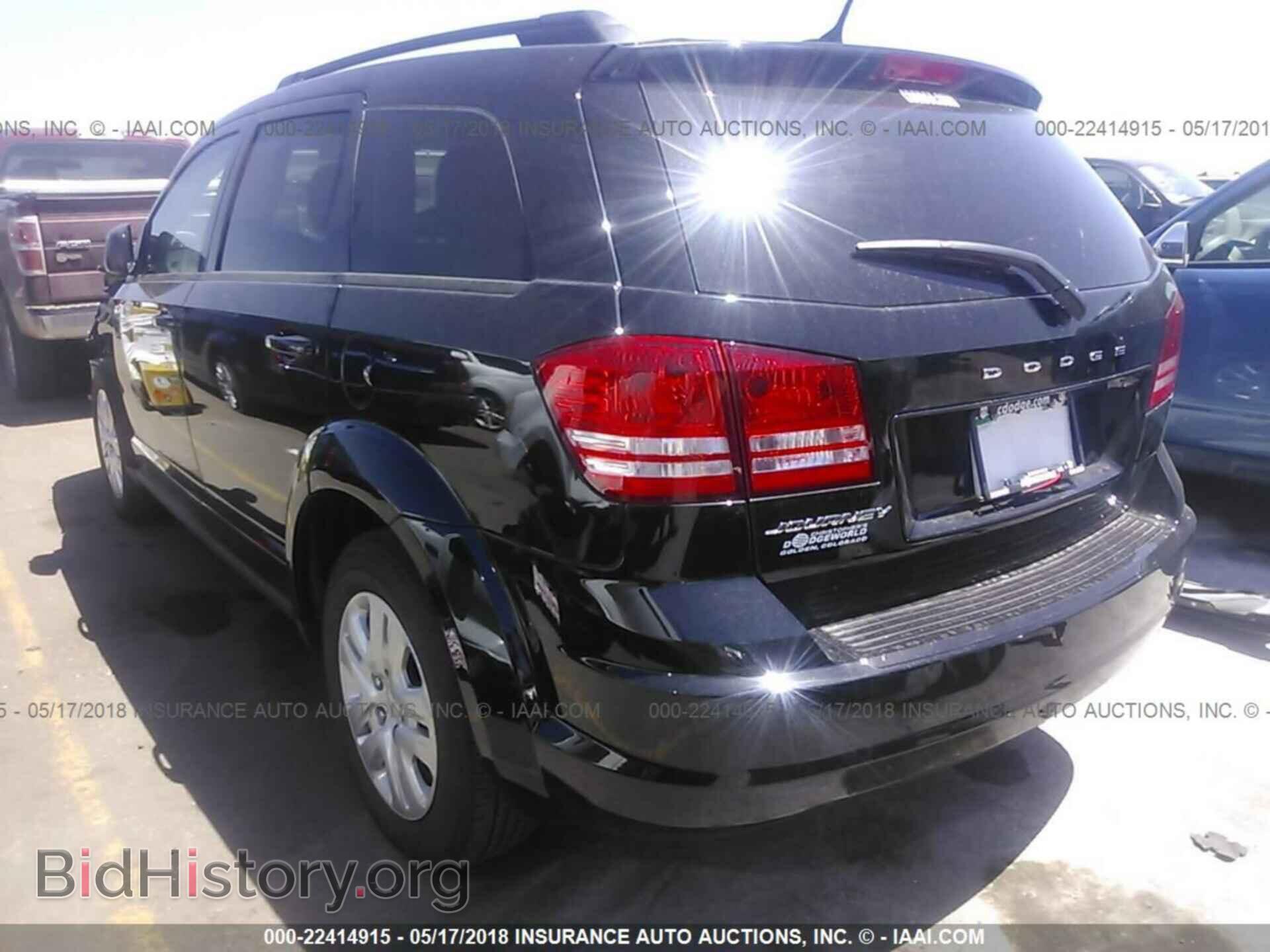 2018 Dodge Journey - VIN: 3C4PDCABXJT235708 - Фото 3