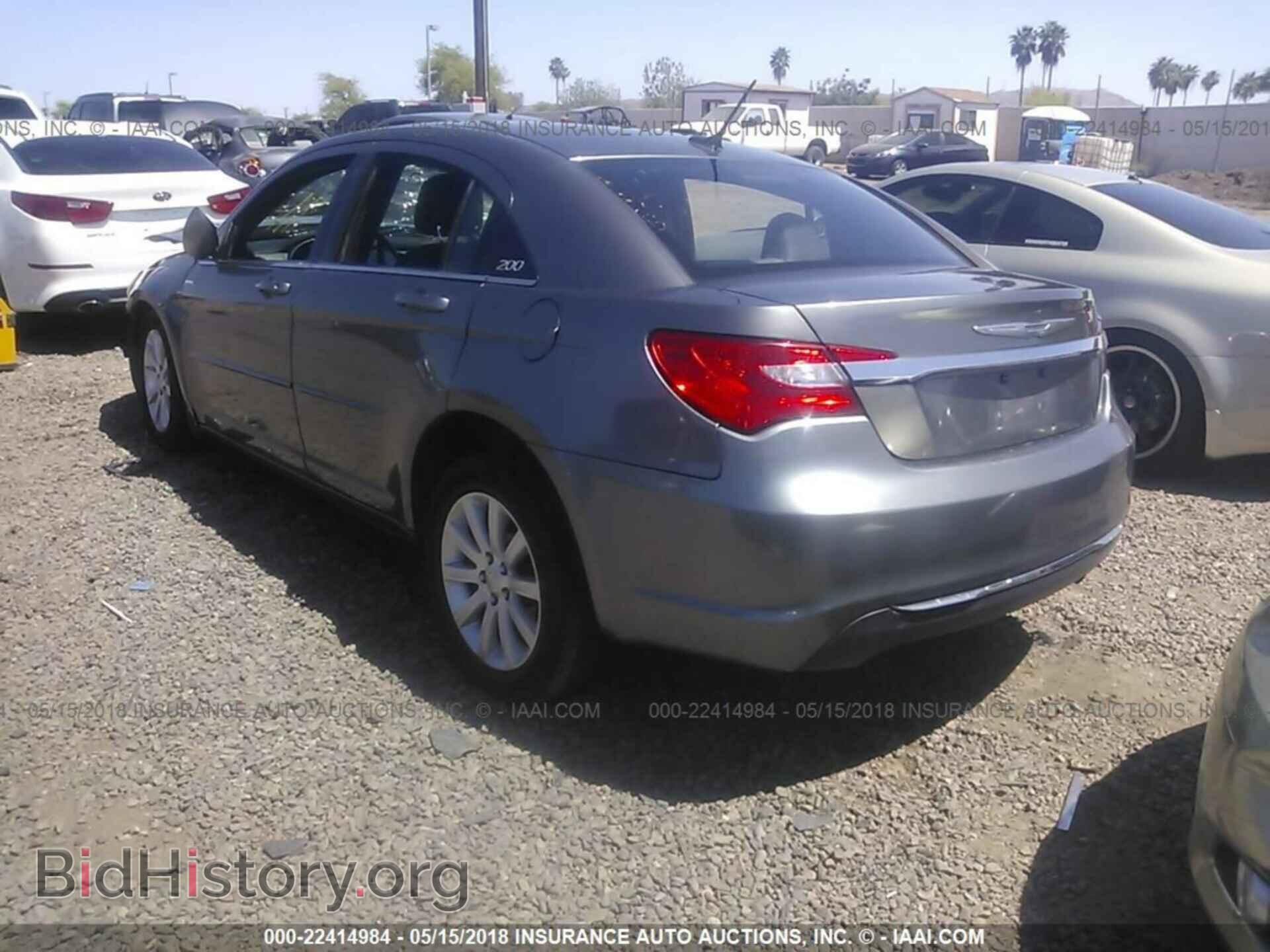 2013 Chrysler 200 - VIN: 1C3CCBBBXDN603940 - Photo 3