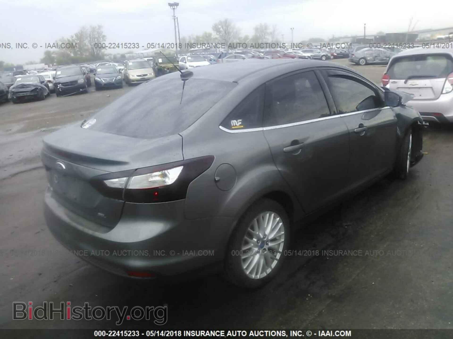 2012 Ford Focus - VIN: 1FAHP3H28CL111359 - Фото 4