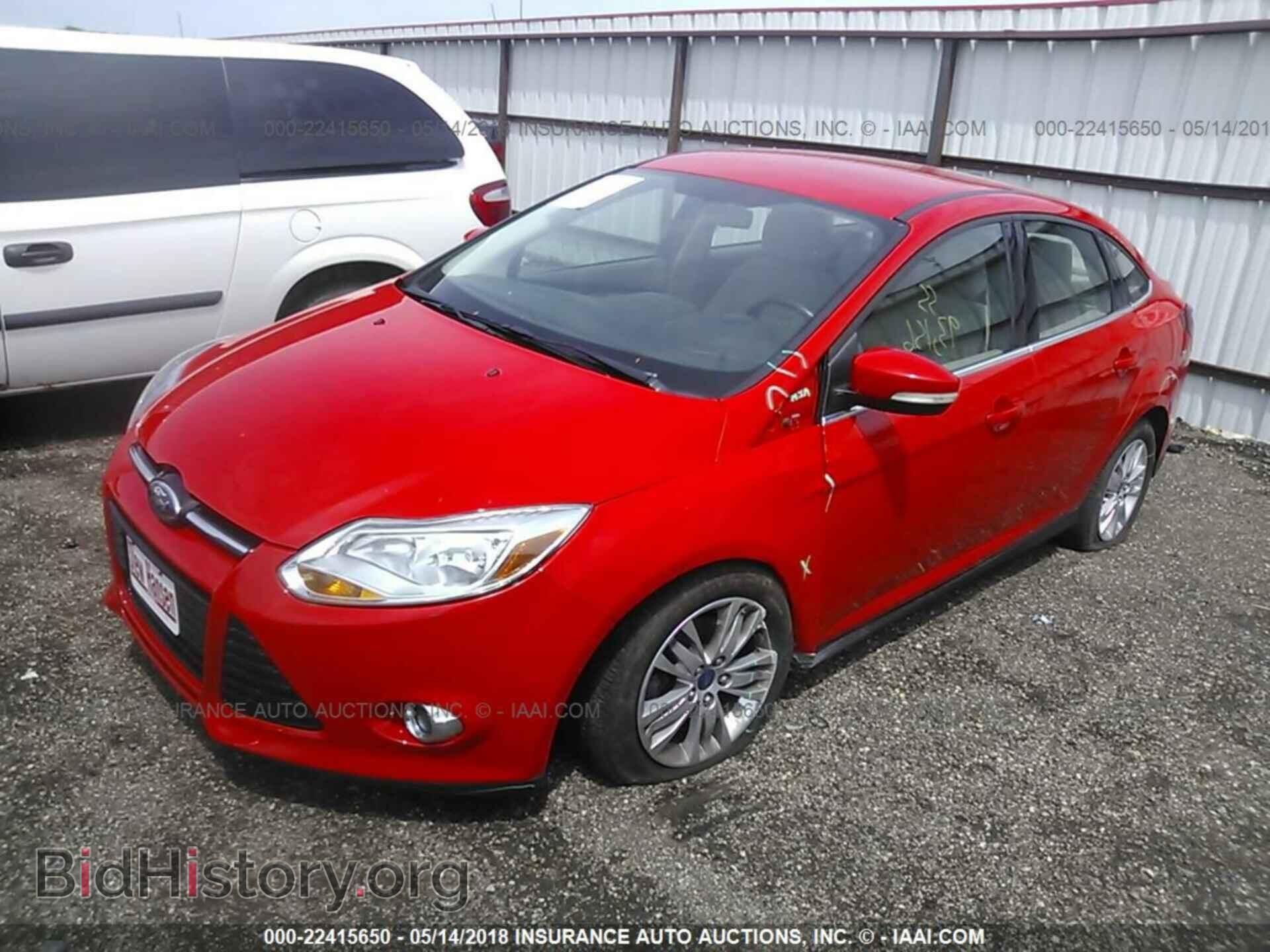 2012 Ford Focus - VIN: 1FAHP3H22CL405887 - Photo 2
