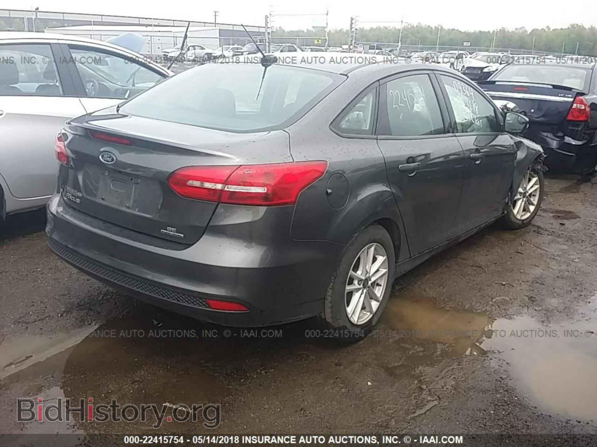 2016 Ford Focus - VIN: 1FADP3F25GL394178 - Фото 4