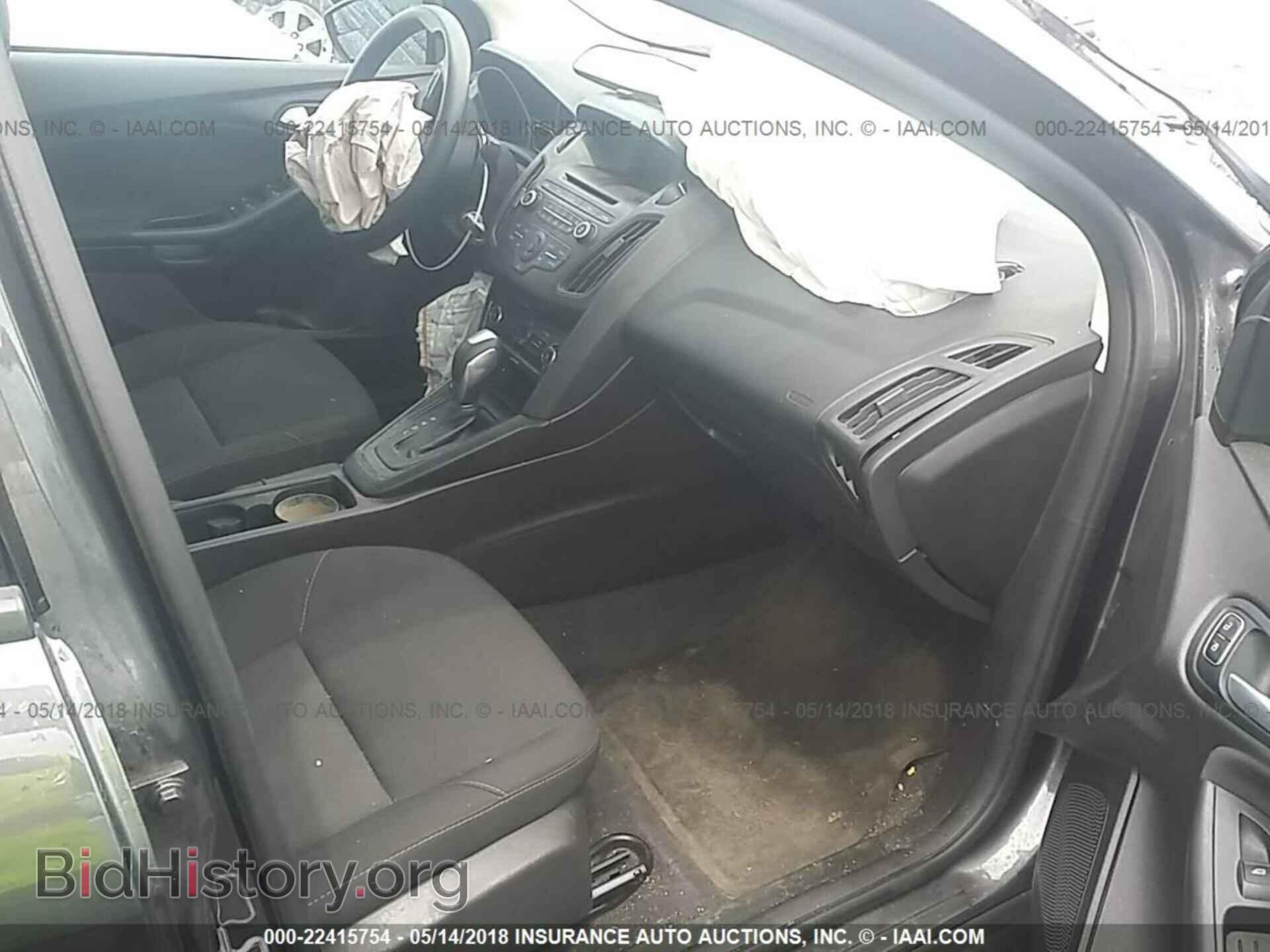 2016 Ford Focus - VIN: 1FADP3F25GL394178 - Фото 5