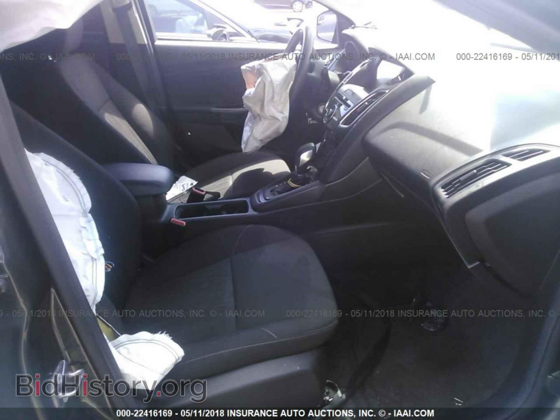 2017 Ford Focus - VIN: 1FADP3H21HL254238 - Photo 5