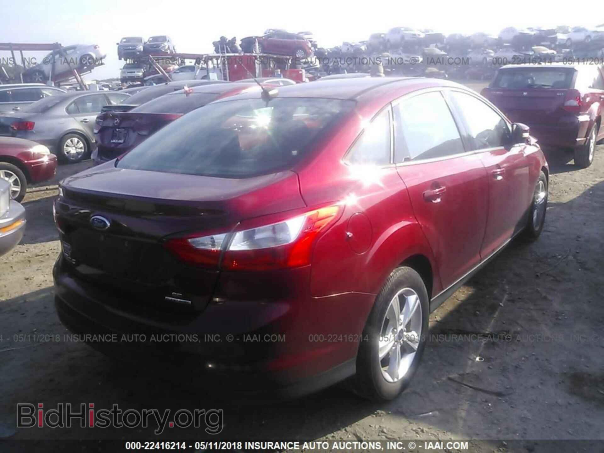 2014 Ford Focus - VIN: 1FADP3F22EL378856 - Photo 4