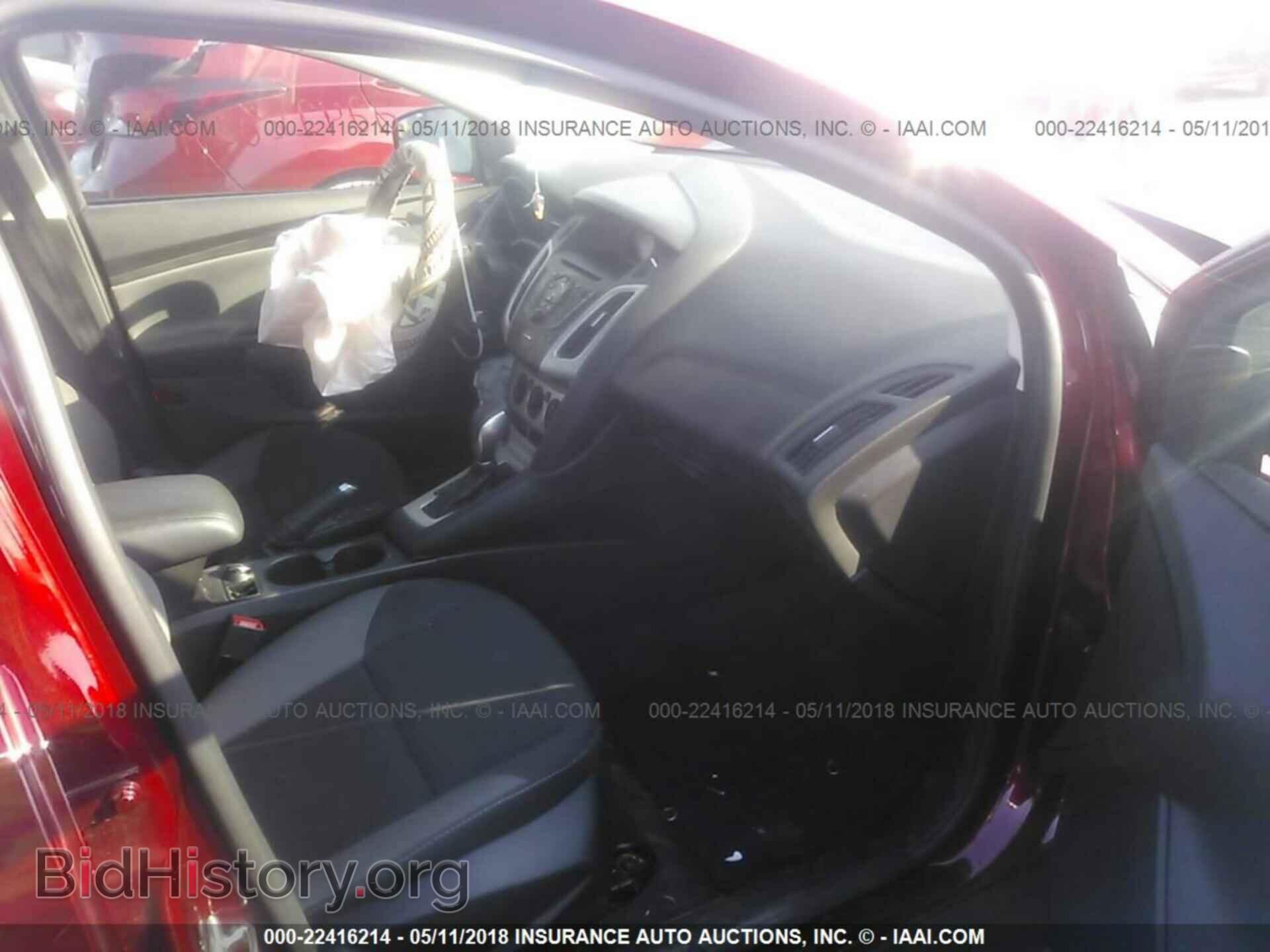 2014 Ford Focus - VIN: 1FADP3F22EL378856 - Photo 5