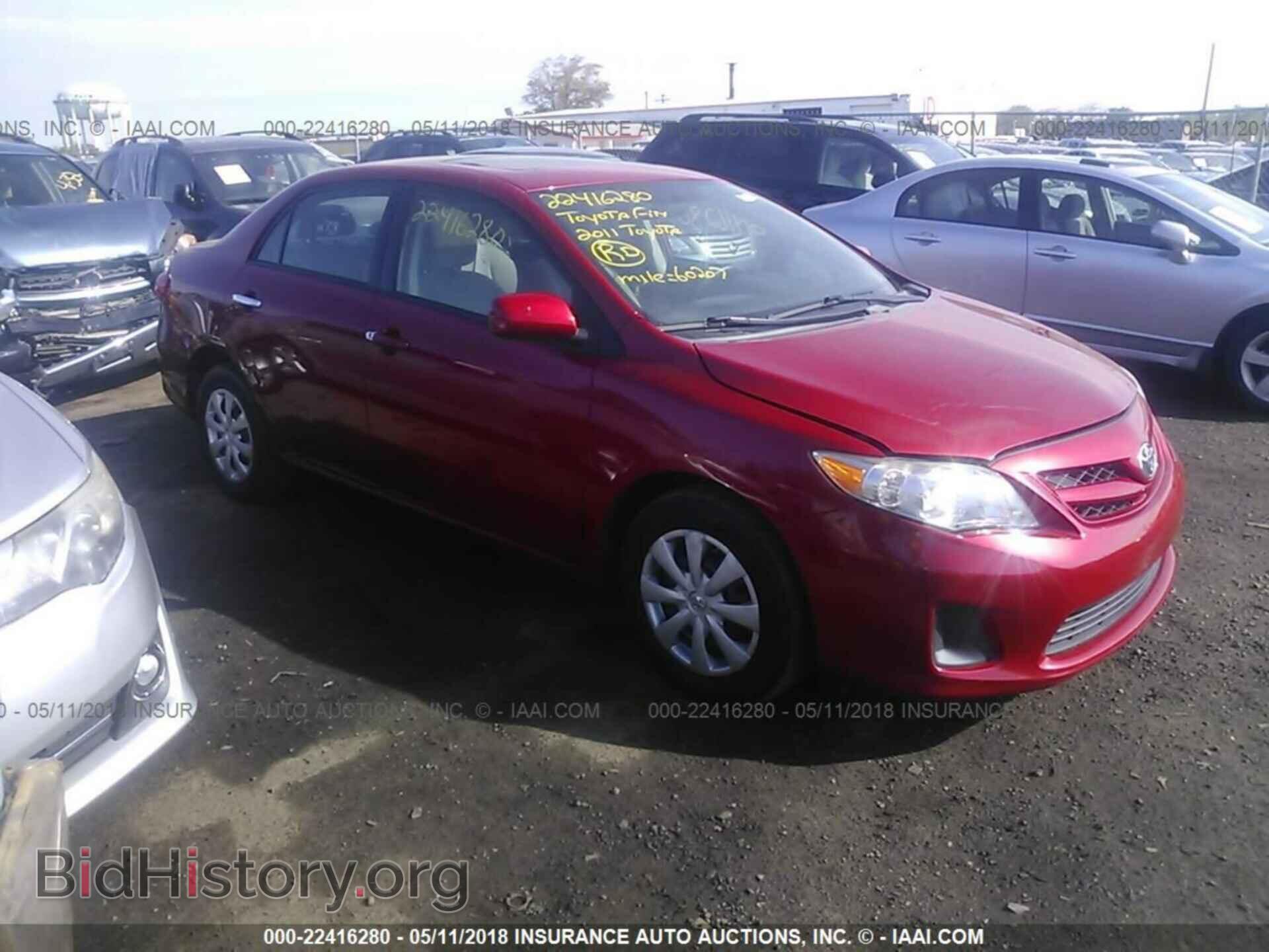 Photo 2T1BU4EE8BC739781 - Toyota Corolla 2011