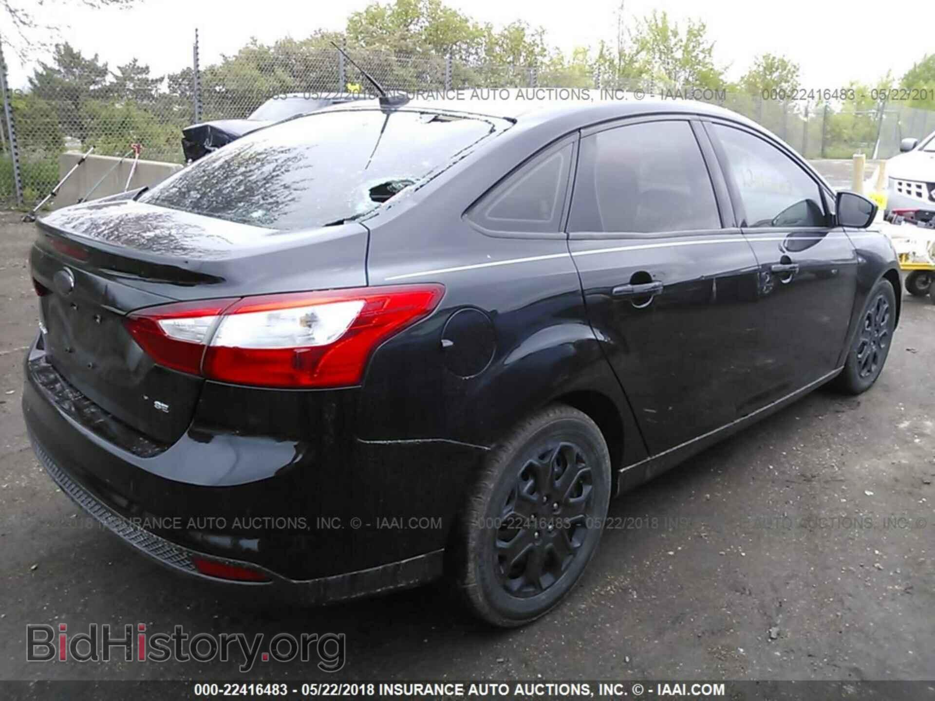 2012 Ford Focus - VIN: 1FAHP3F24CL463583 - Photo 4