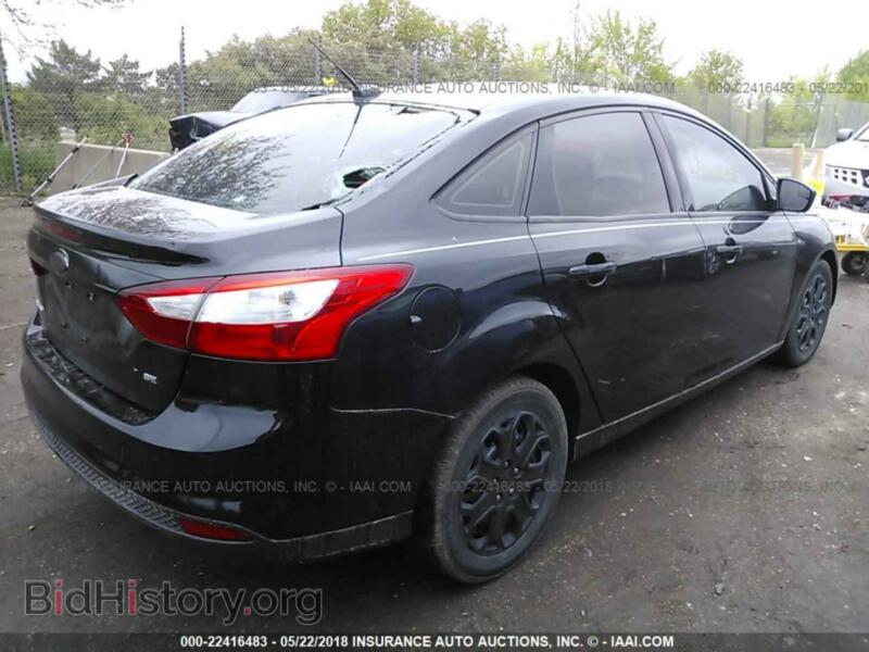 2012 Ford FOCUS (VIN 1FAHP3F24CL463583) — фото 4 из 10