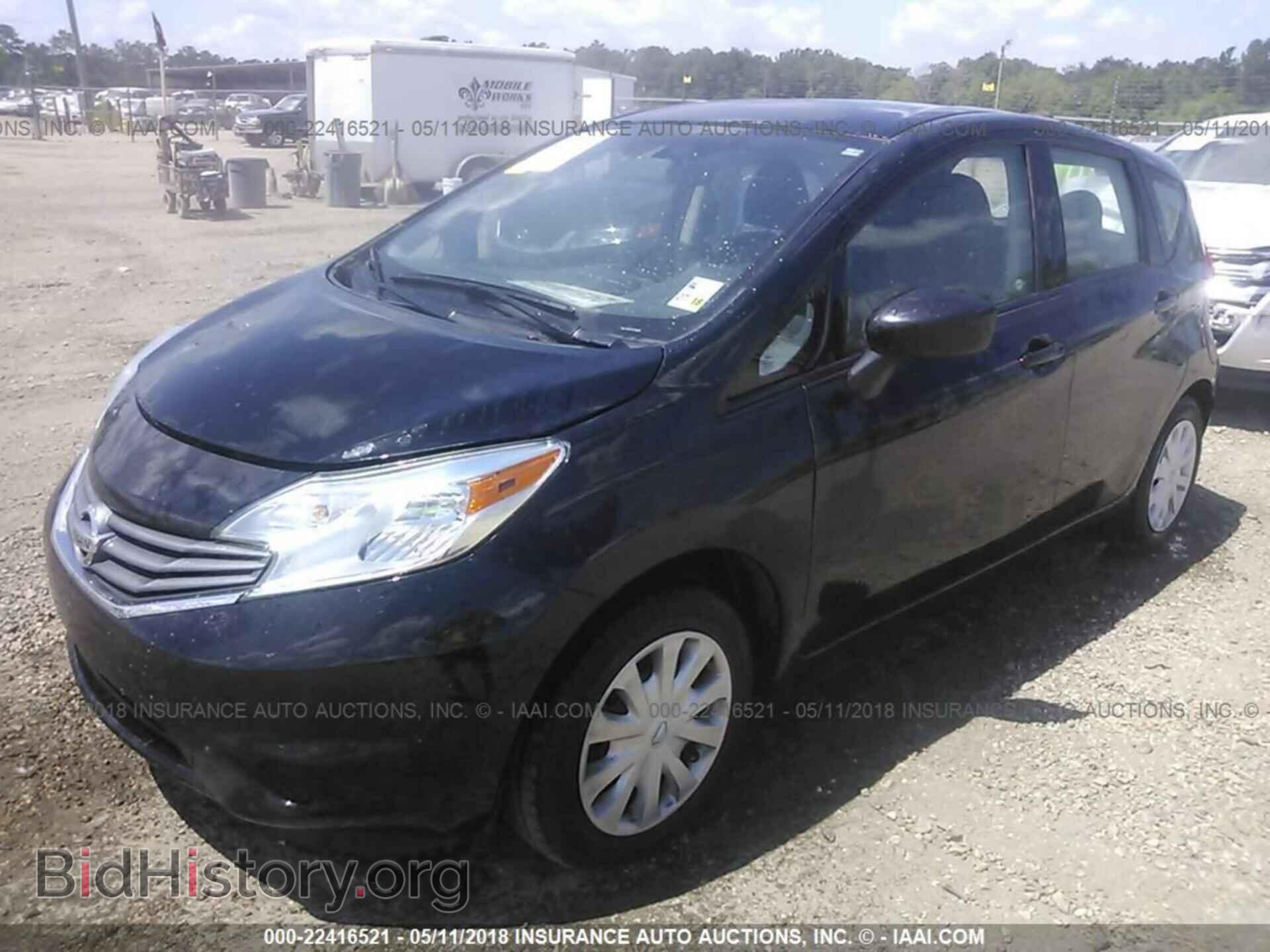 2015 Nissan Versa note - VIN: 3N1CE2CP2FL394702 - Photo 2