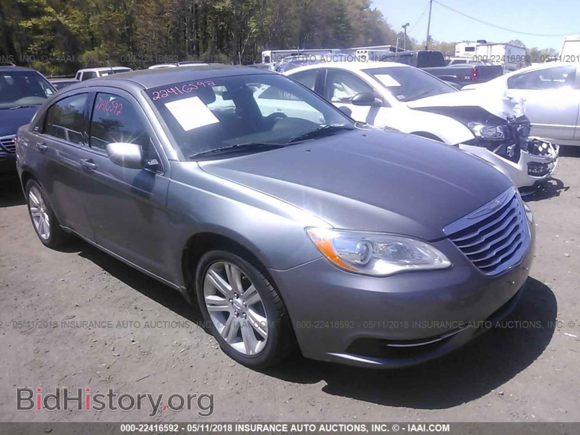 Фотография 1C3CCBAB0CN318597 - Chrysler 200 2012
