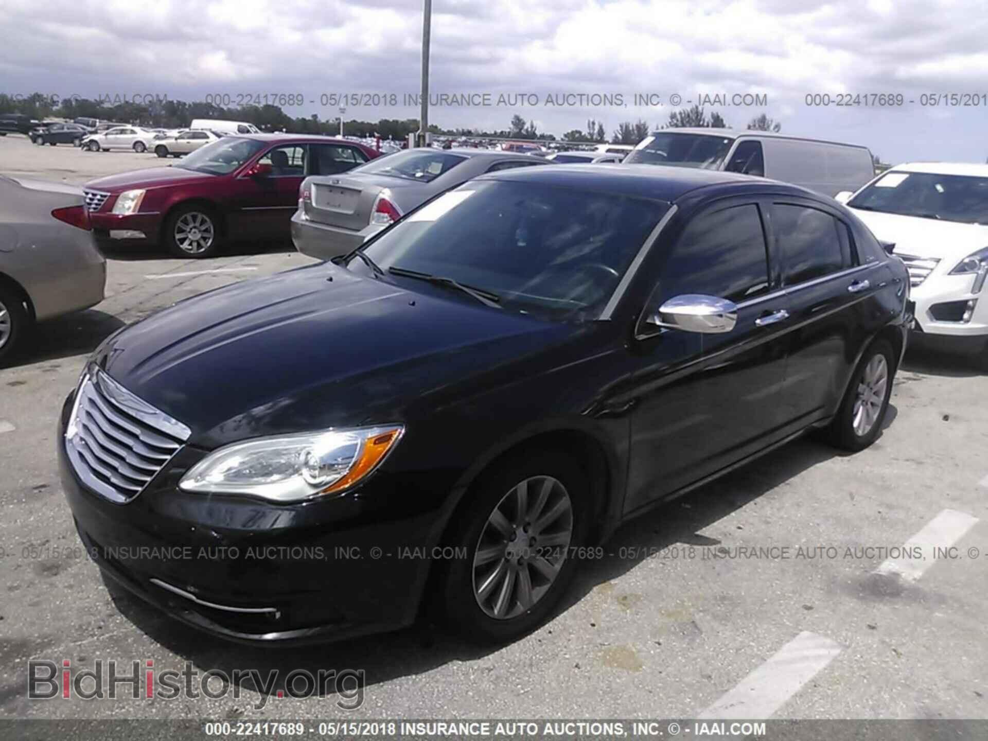 2013 Chrysler 200 - VIN: 1C3CCBCG3DN600873 - Photo 2